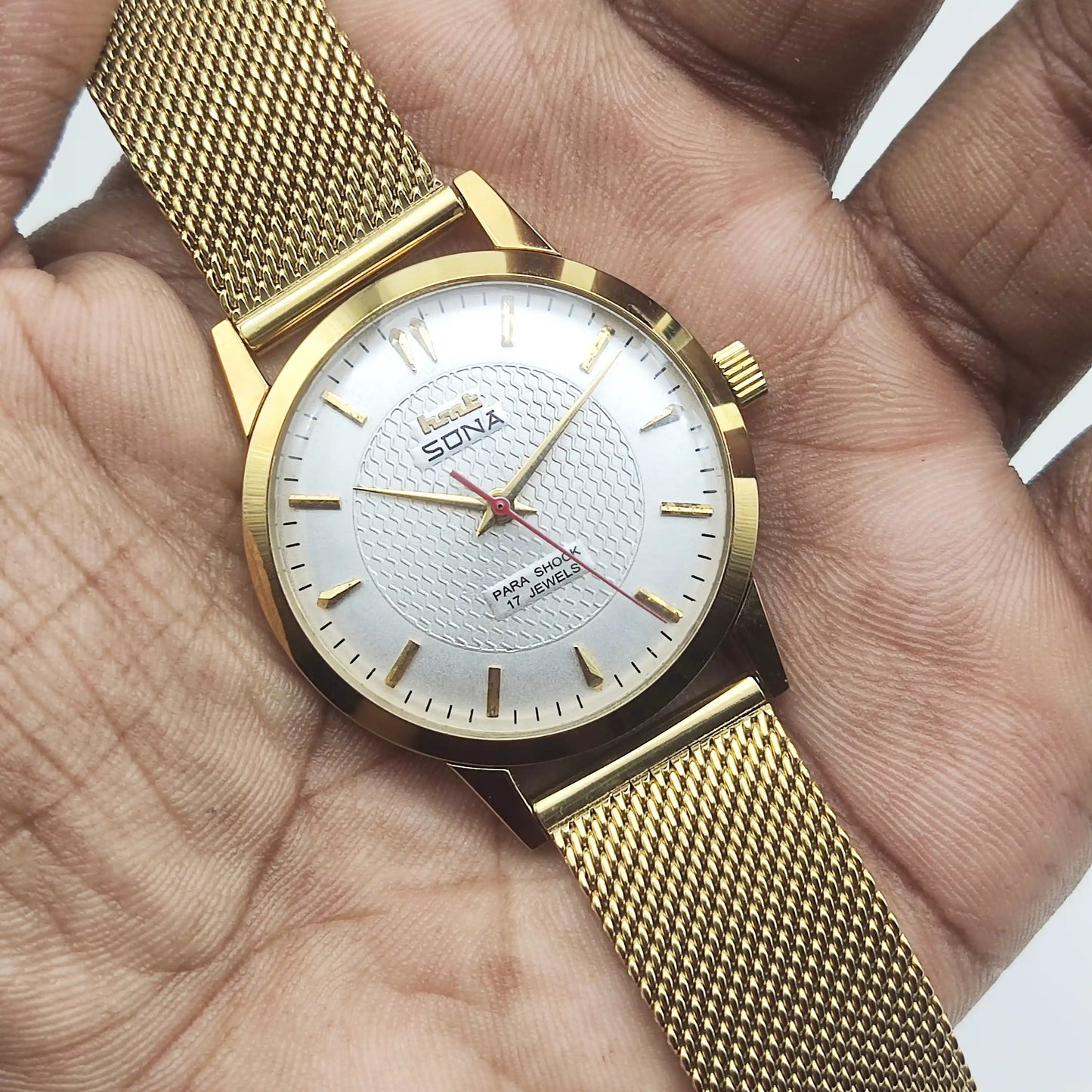 HMT Sona Handwinding Watch - Para Shock 17 Jewels Silver Dial