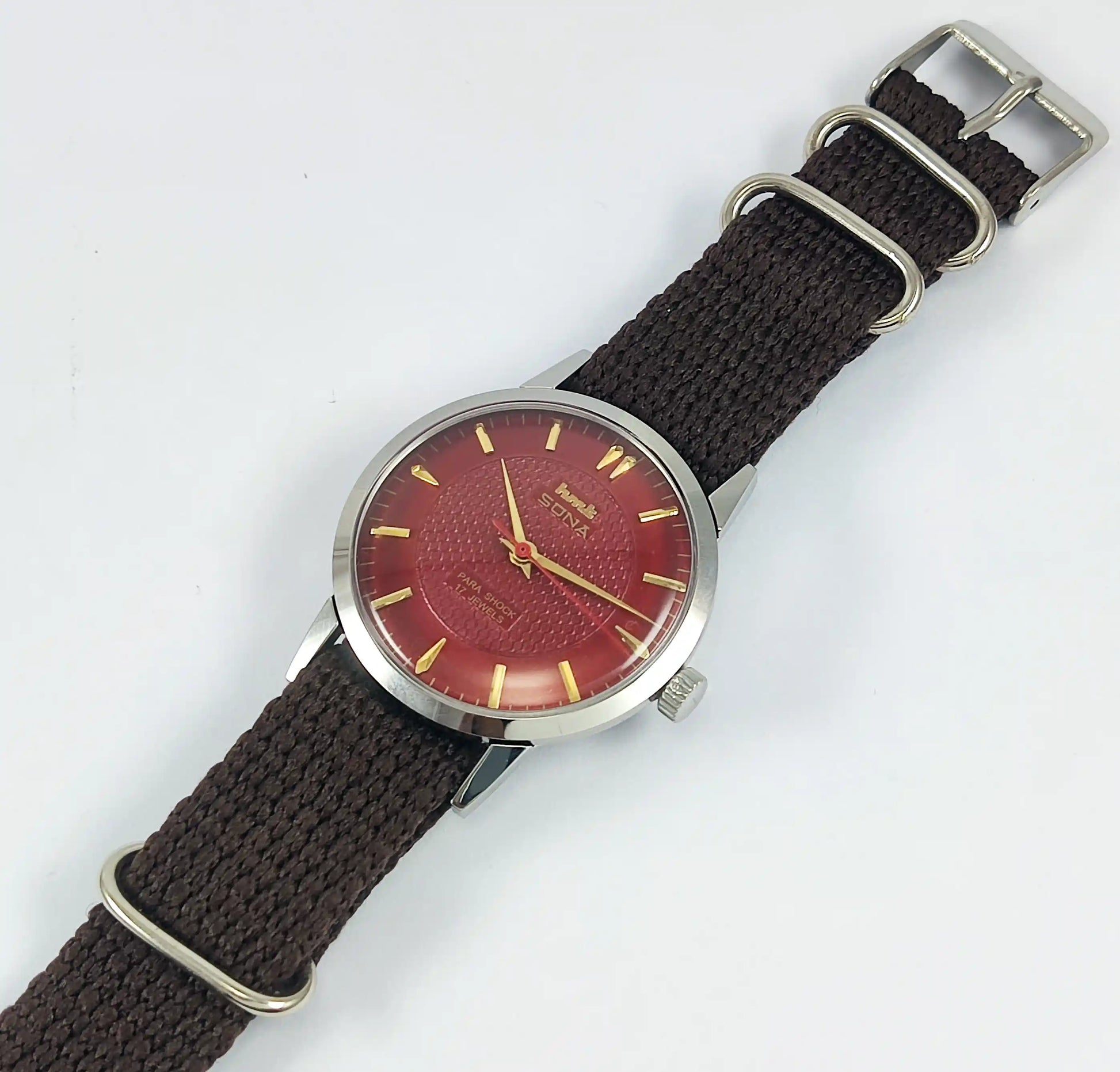 HMT Sona Para Shock  17 Jewels Maroon Dial Handwinding - Discover-Diamonds