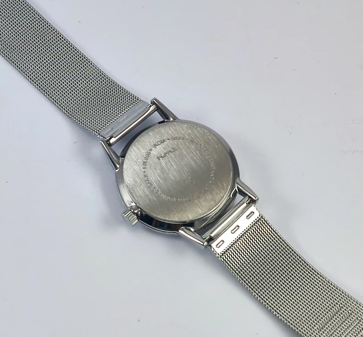 HMT Sona Para Shock 17 Jewels Maroon Dial Handwinding - Discover-Diamonds