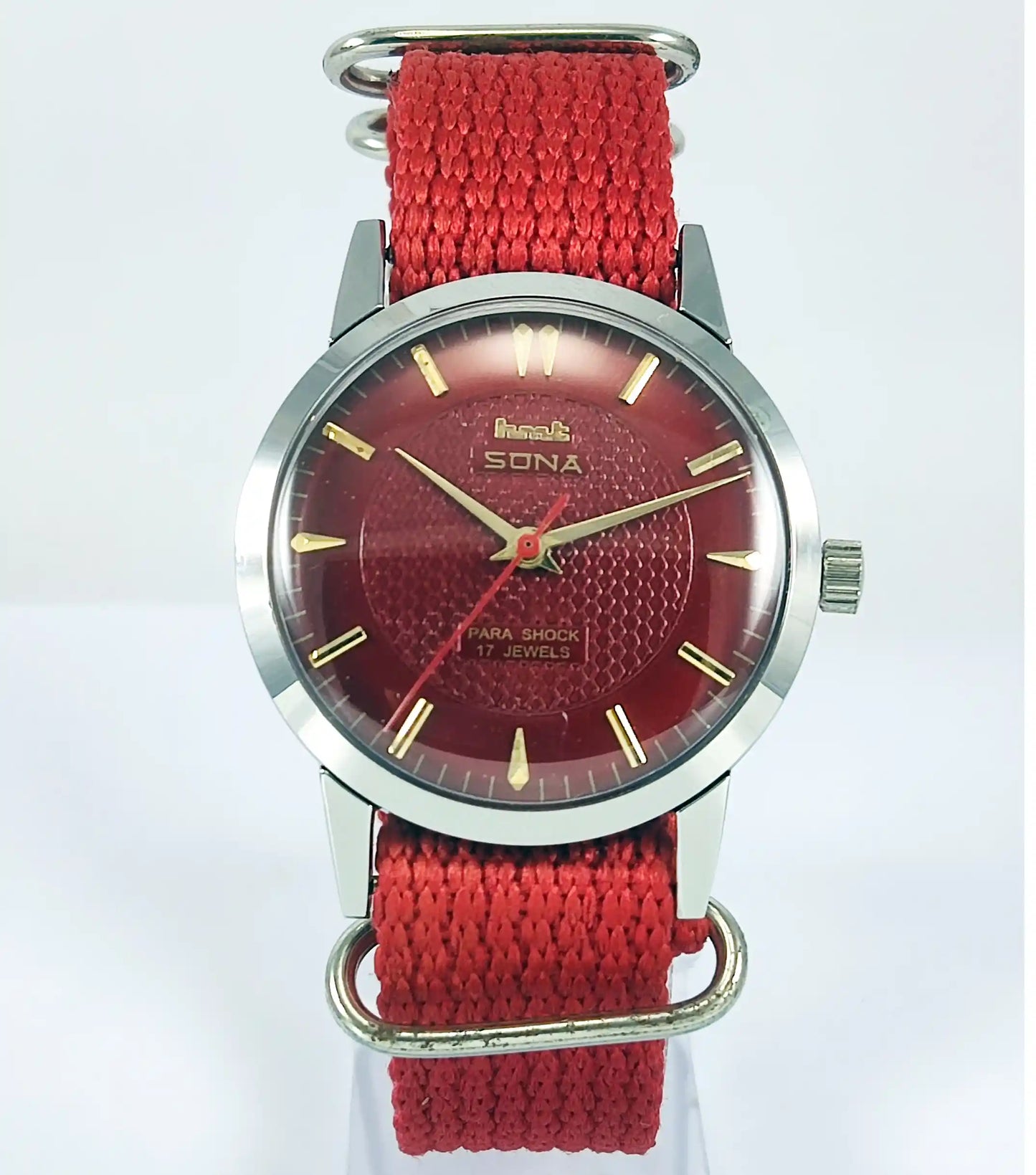 HMT Sona Para Shock 17 Jewels Maroon Dial Mechanical Handwinding 0231 - Discover-Diamonds