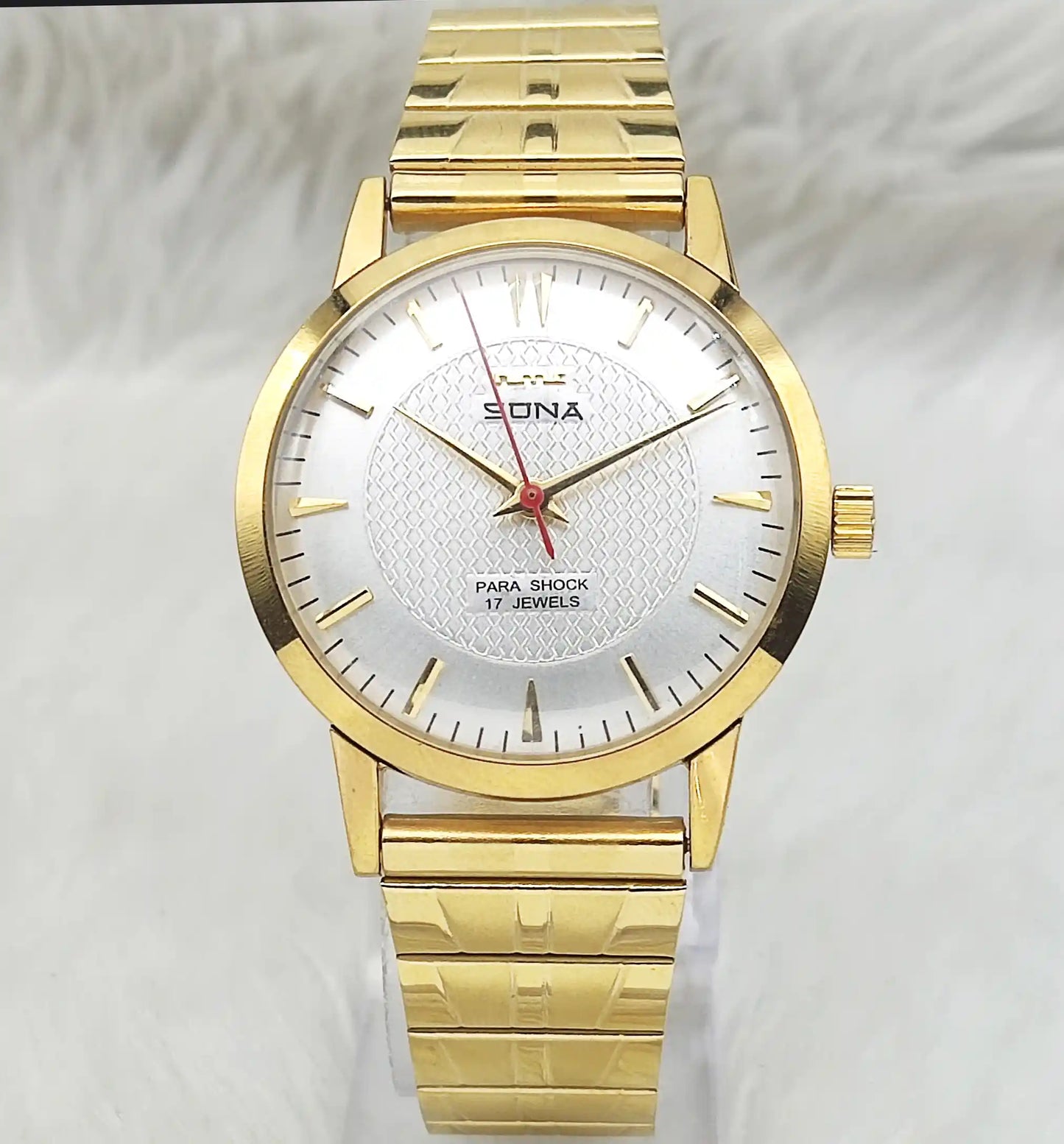 HMT Sona Silver Dial Handwinding Watch - Para Shock 17 Jewels