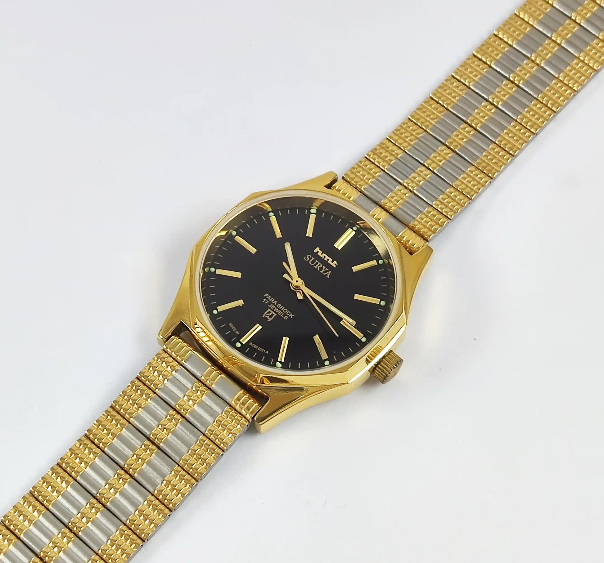 HMT Surya Para Shock 17 Jewels Black Dial Handwinding Discover-Diamonds