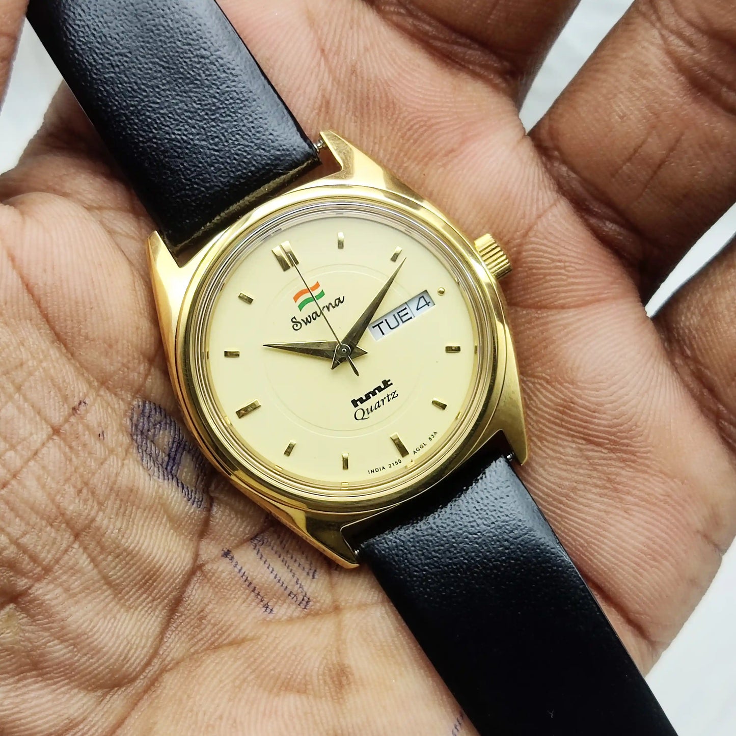 HMT Swarna Quartz Day Date Goldenish Dial