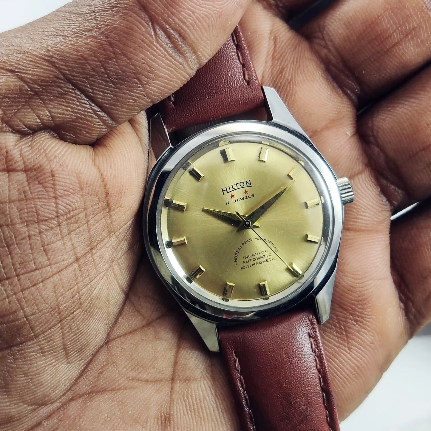 Hilton Incabloc 17 Jewels Golden Dial Handwinding Discover-Diamonds