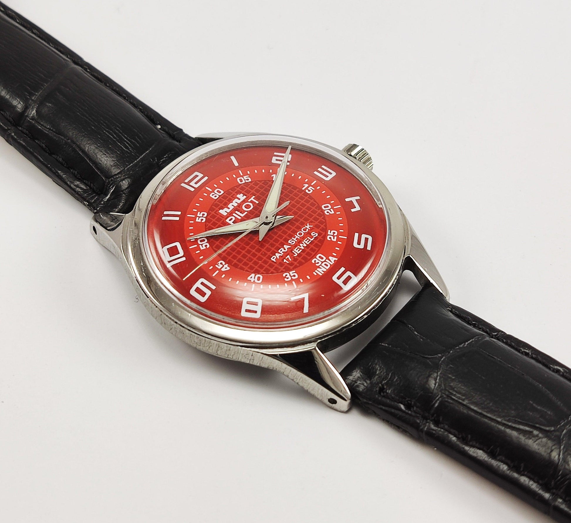 HMT Pilot Para Shock 17 Jewels Red Dial Mechanical Hand winding Men's Wrist Watch - Discover-Diamonds