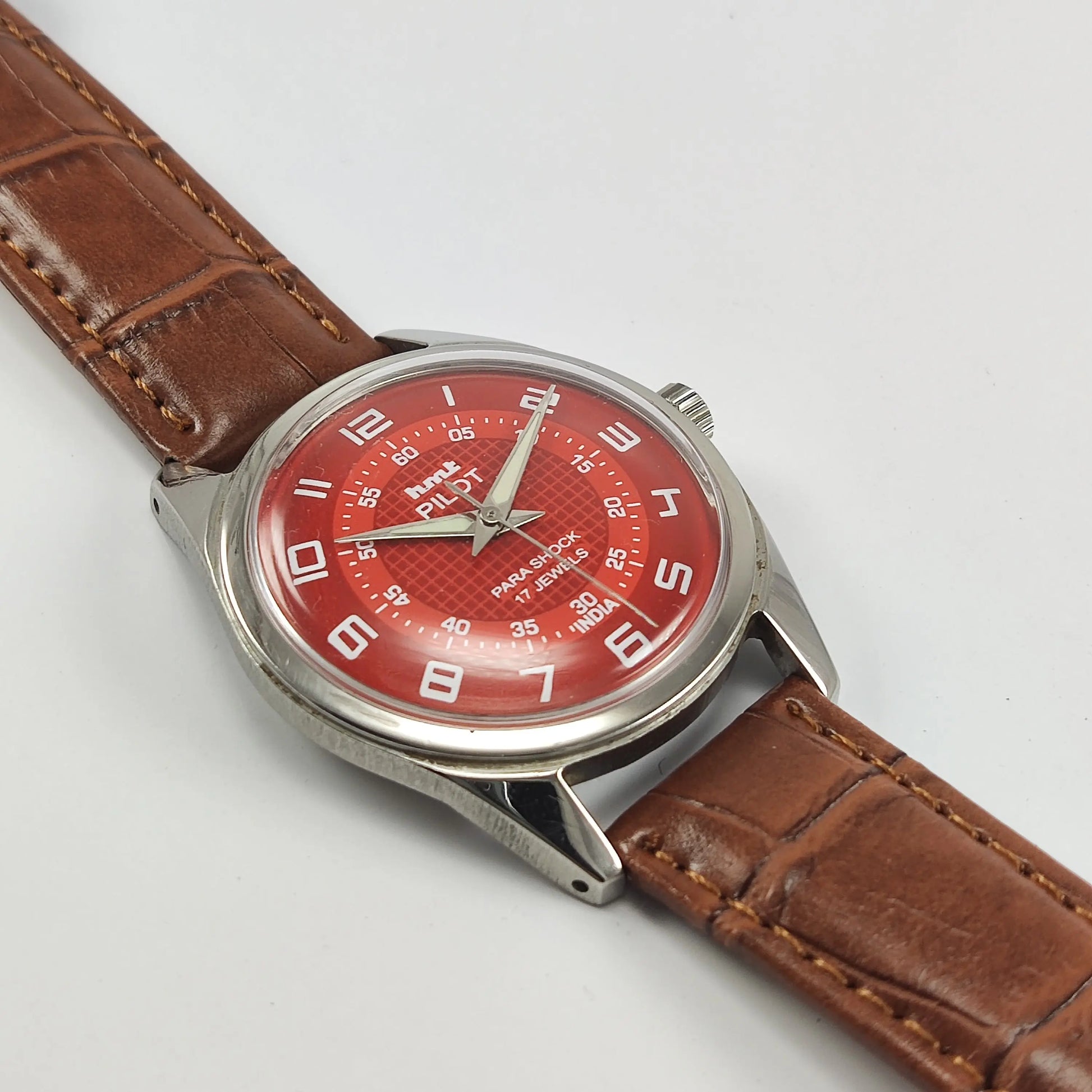 HMT Pilot Para Shock 17 Jewels Red Dial Mechanical Hand winding Men's Wrist Watch Discover-Diamonds