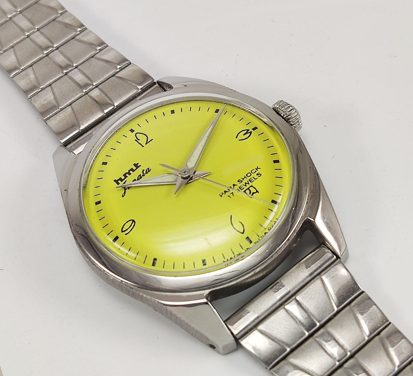 HMT Janata Para Shock 17 Jewels Lemon Green Dial Mechanical Hand winding Men's Wrist Watch - Discover-Diamonds