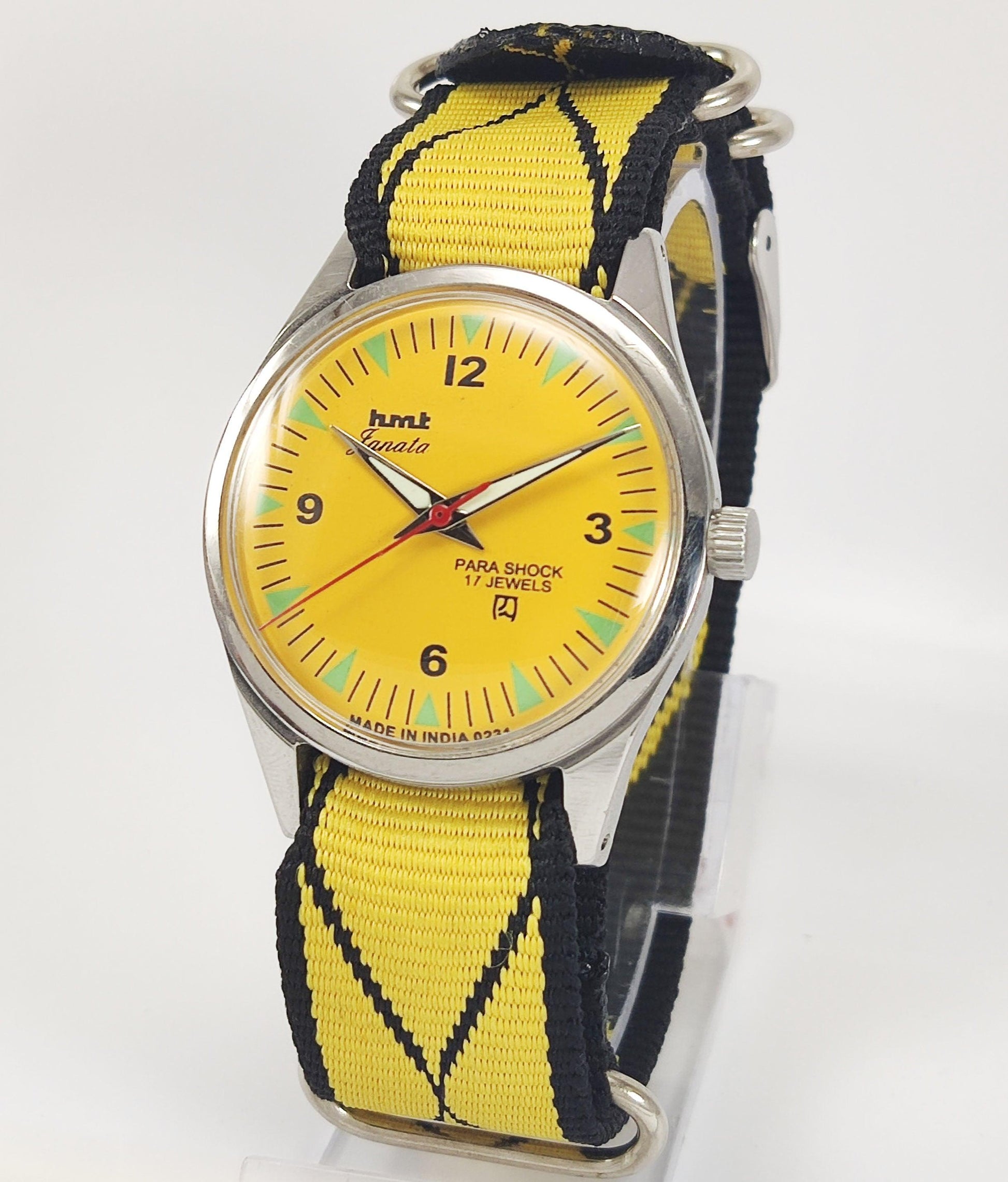 HMT Janata Para Shock 17 Jewels Sun Yellow Dial Radium Hands Mechanical Hand winding Men's Wrist Watch - Discover-Diamonds