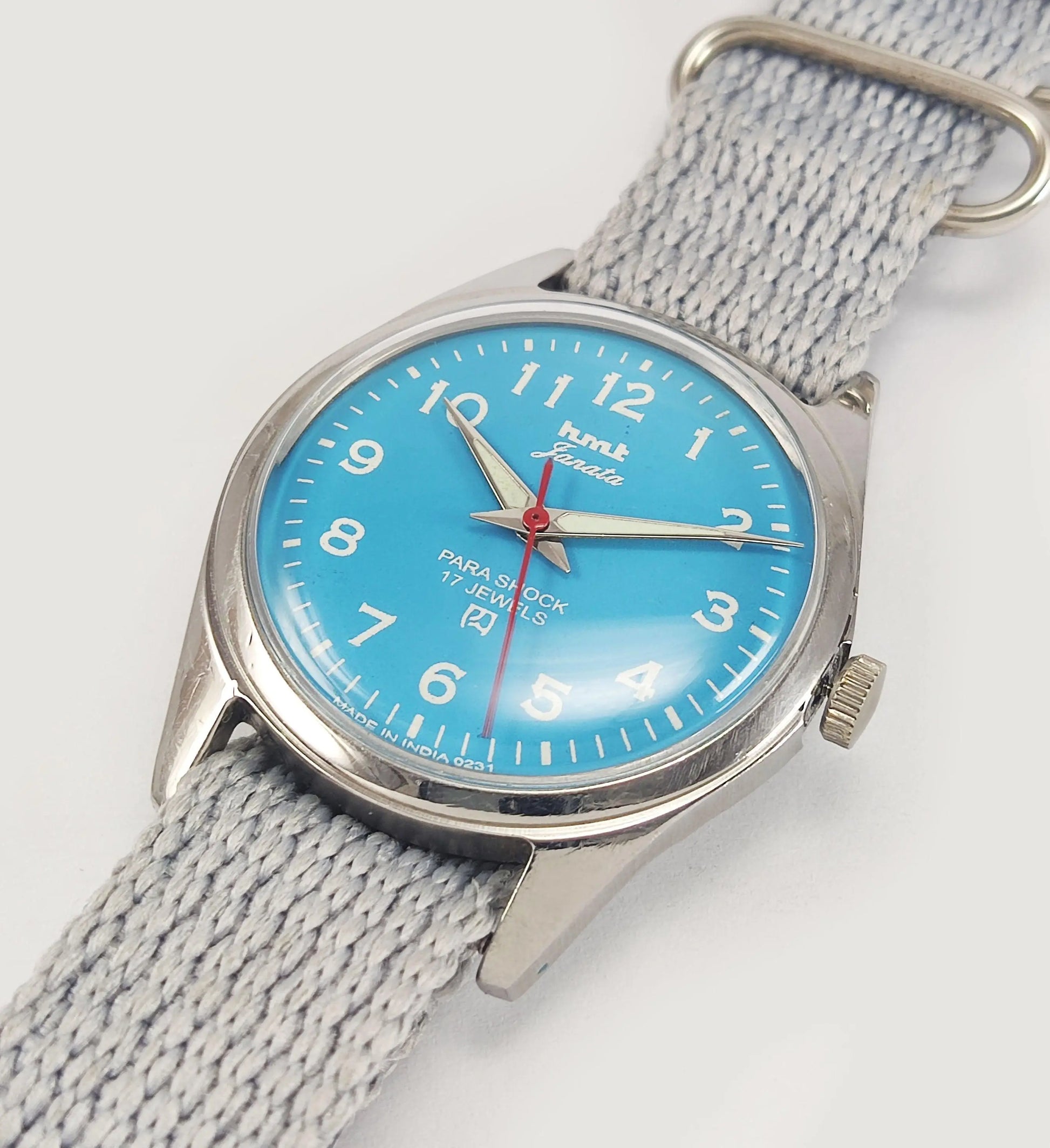 HMT Janata Para Shock 17 Jewels Sky Blue Dial Radium Hands Mechanical Hand winding Men's Wrist Watch - Discover-Diamonds