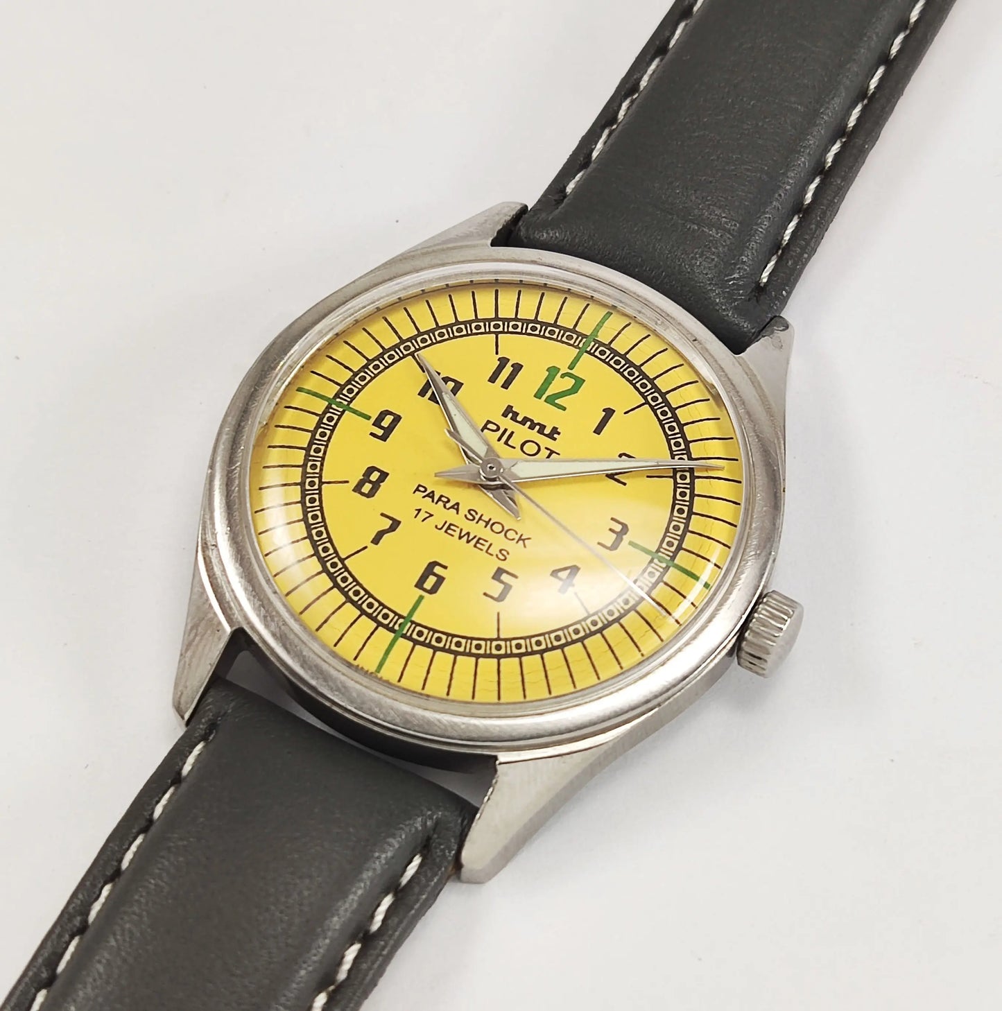 HMT Pilot Para Shock 17 Jewels Yellow Dial Mechanical Hand winding Men's Wrist Watch Discover-Diamonds