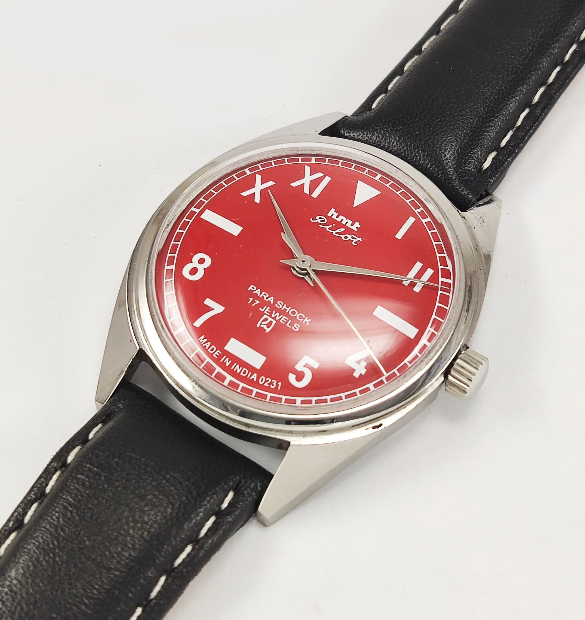 HMT Pilot Para Shock 17 Jewels Red Dial Mechanical Hand winding Men's Wrist Watch Discover-Diamonds