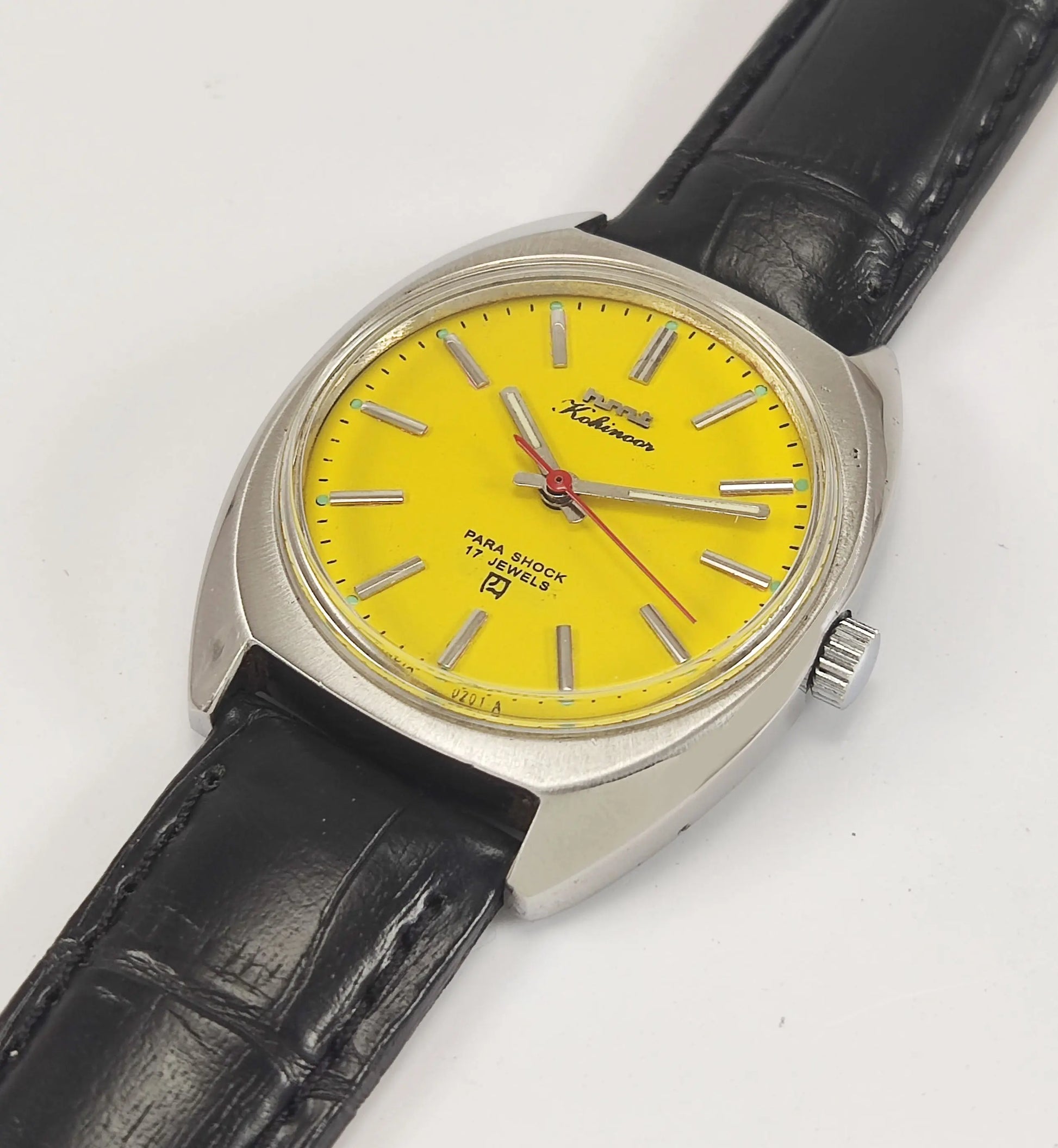 HMT Kohinoor Para Shock 17 Jewels Yellow Dial Mechanical Hand winding Men's Wrist Watch Discover-Diamonds