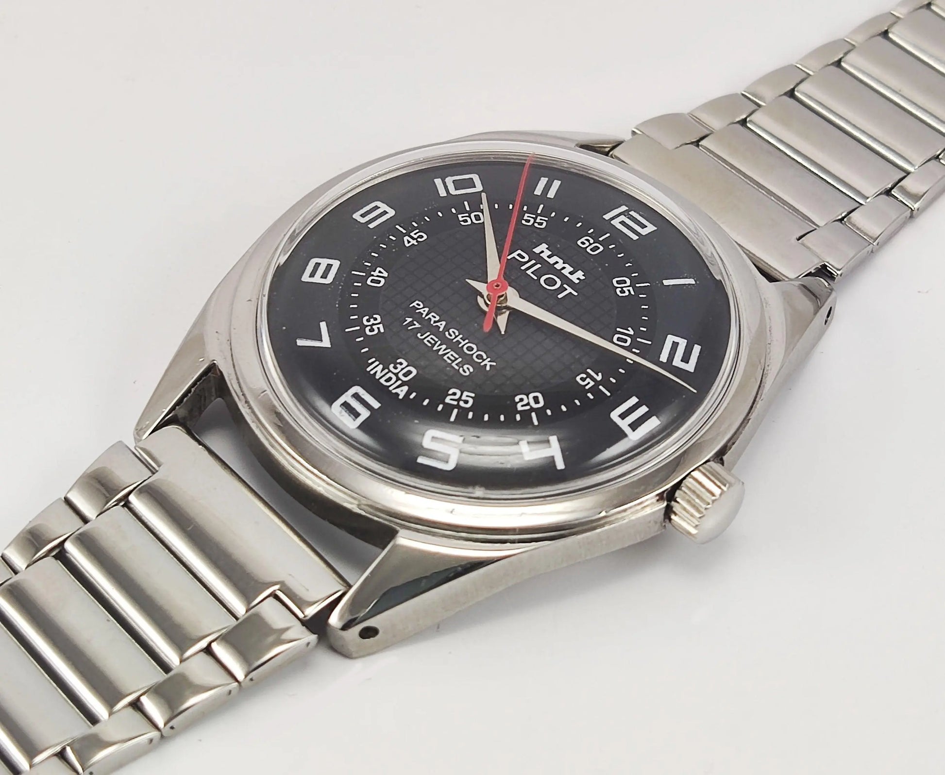 HMT Pilot Para Shock 17 Jewels Black Dial Mechanical Hand winding Men's Wrist Watch - Discover-Diamonds