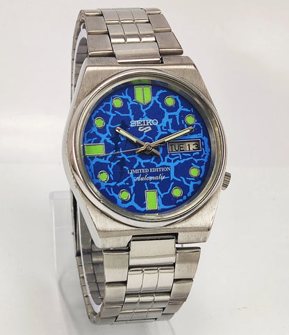 Seiko 5 Automatic Blue Color Dial 17 Jewels Japan Made Day-Date Functions Men's Wrist Watch 7009A Discover-Diamonds