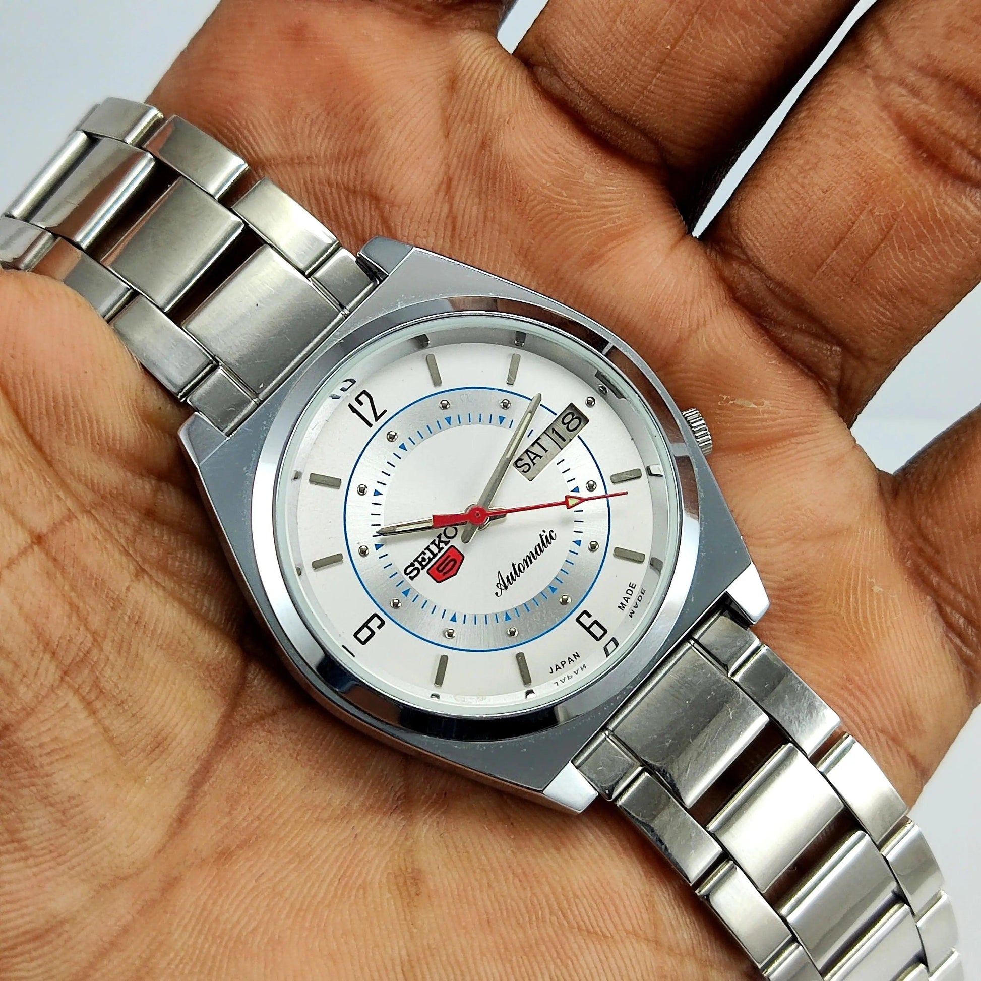 Seiko 5 Off-White Color Dial 17 Jewels Day Date Function Japan Made Men's Mechanical Automatic Wrist Watch 7009A - Discover-Diamonds