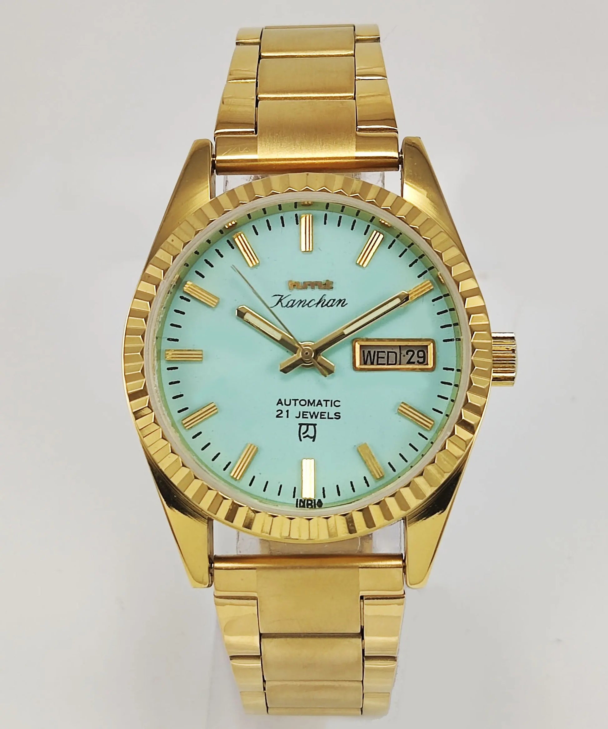 HMT Kanchan Para Shock 21 Jewels Pista Green Dial Day Date