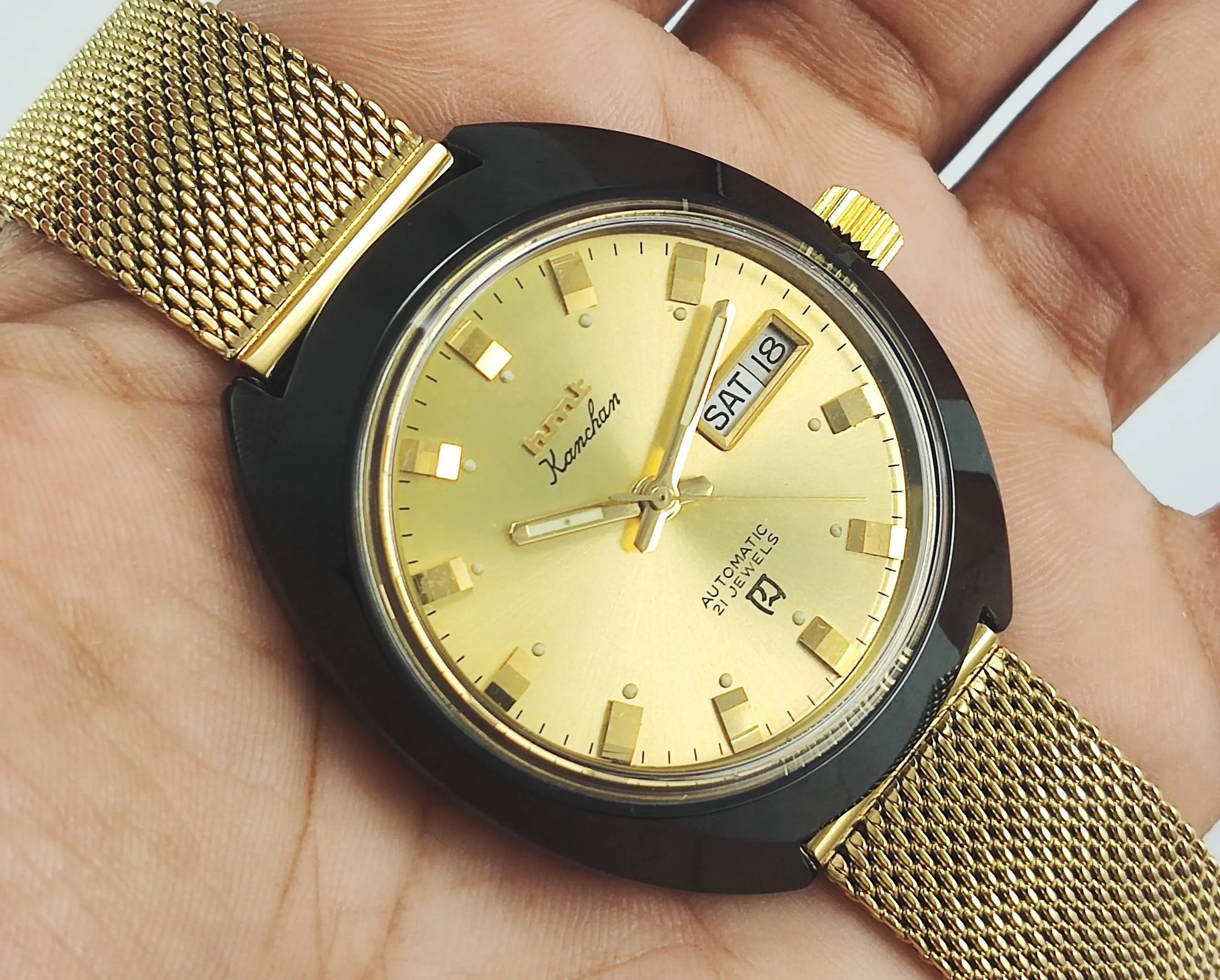 HMT Kanchan Para Shock 21 Jewels Golden Dial Day Date Function Mechanical Automatic Men's Wrist Watch Discover-Diamonds