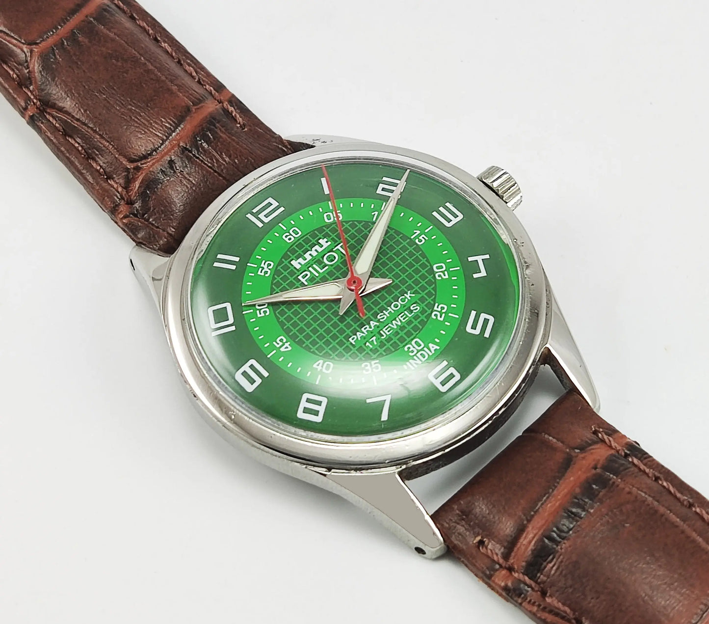 HMT Pilot Para Shock 17 Jewels Green Dial Mechanical Hand winding Men's Wrist Watch Discover-Diamonds