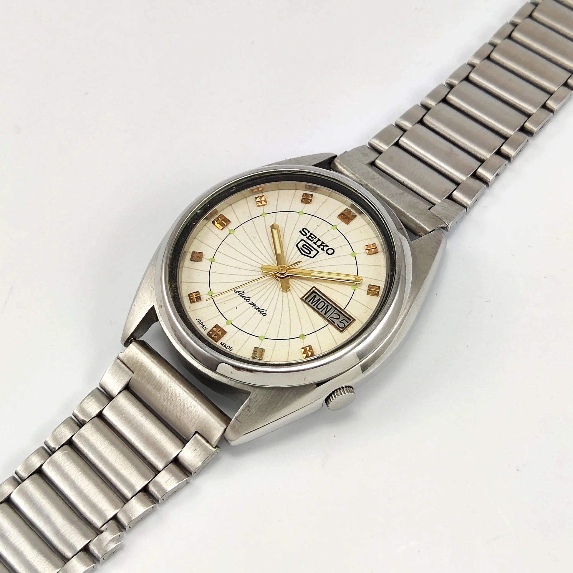 Seiko 5 Cream Color Dial 17 Jewels 7005A Japan Made Automatic Movement Men's Wrist Watch Discover-Diamonds