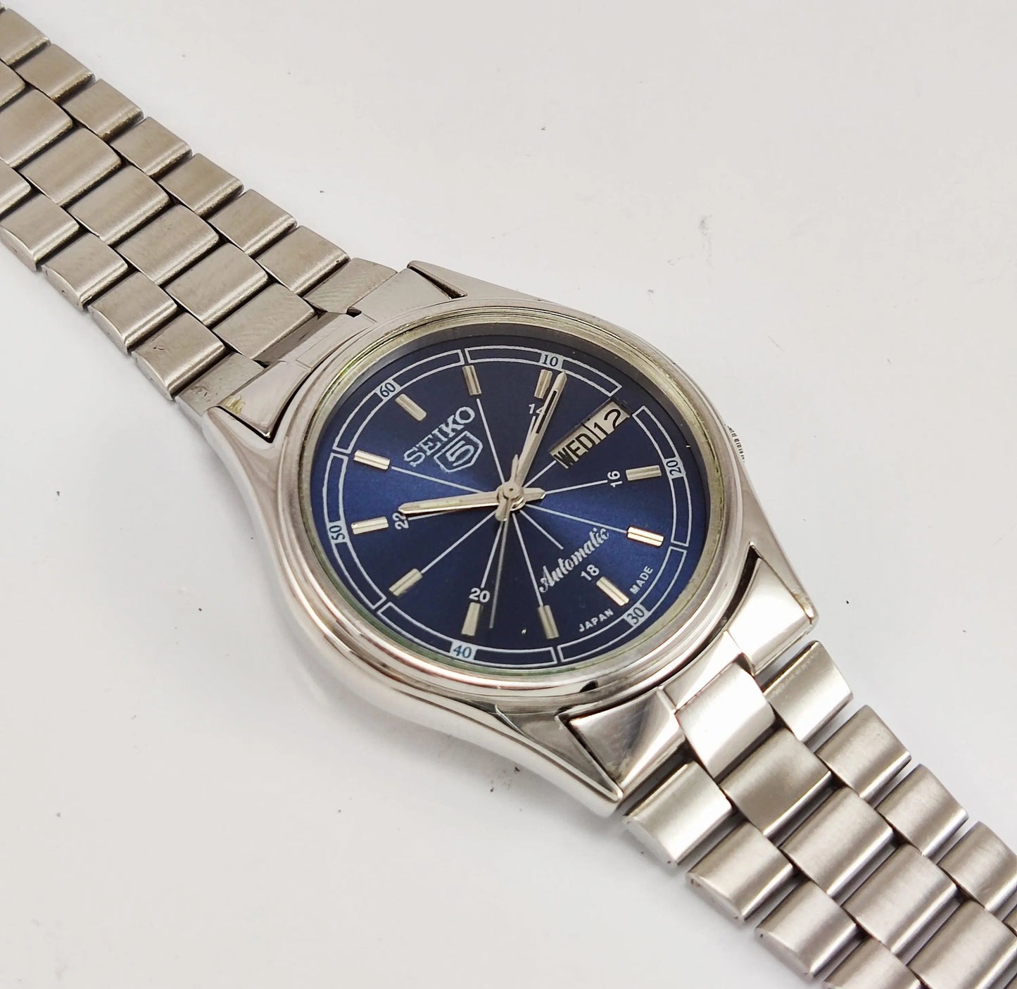 Seiko 5 Automatic-7009A Blue Dial 17 Jewels Day Date Men's Wrist Watch - Discover-Diamonds