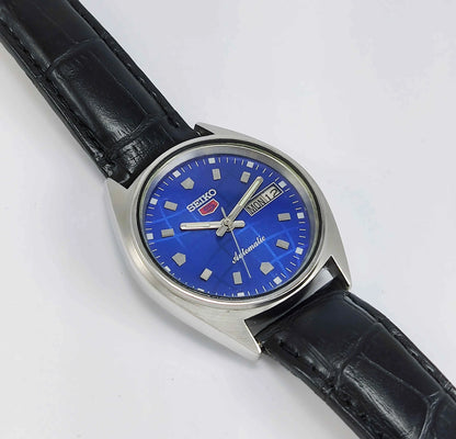 Seiko 5 Automatic-7019A Analog Blue Dial 21 Jewels Analog Day Date Men's Mechanical Watch - Discover-Diamonds