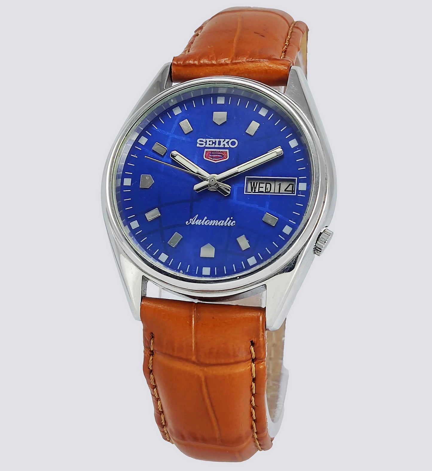 Seiko 5 Automatic-7009A Analog 17 Jewels Analog Day Date Blue Dial Men's Mechanical Watch - Discover-Diamonds