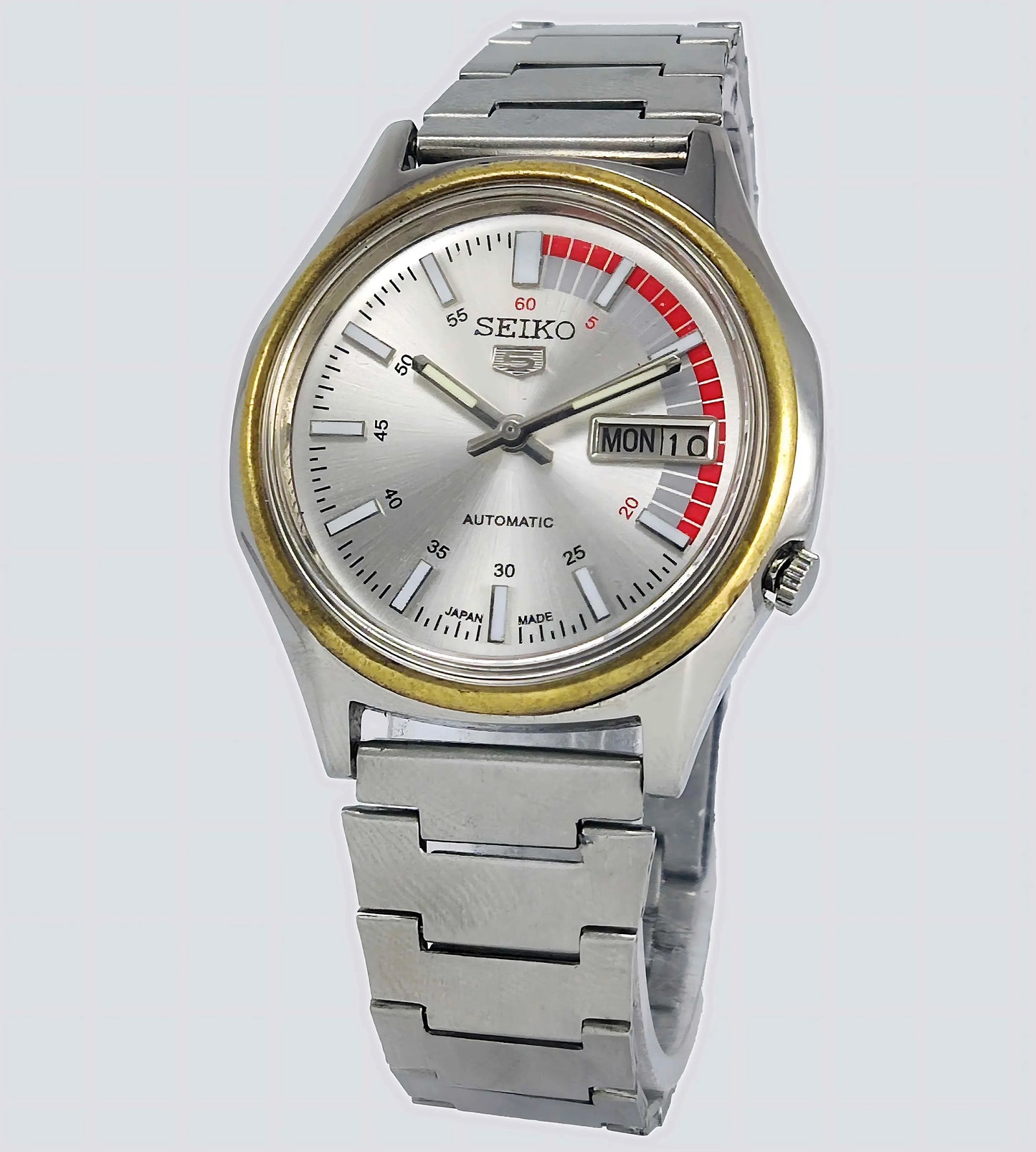 Seiko 5 Automatic-7009A Silver Dial 17 Jewels Day Date Men's Mechanical Watch - Discover-Diamonds