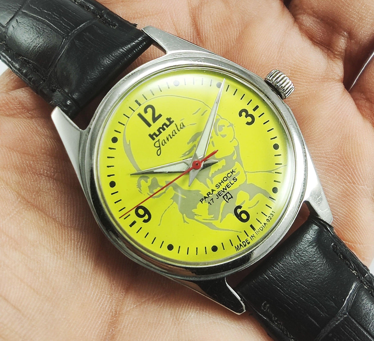 HMT Janata Para Shock 17 Jewels Mahatma Gandhi Yellow Dial Mechanical Hand winding Men's Wrist Watch - Discover-Diamonds