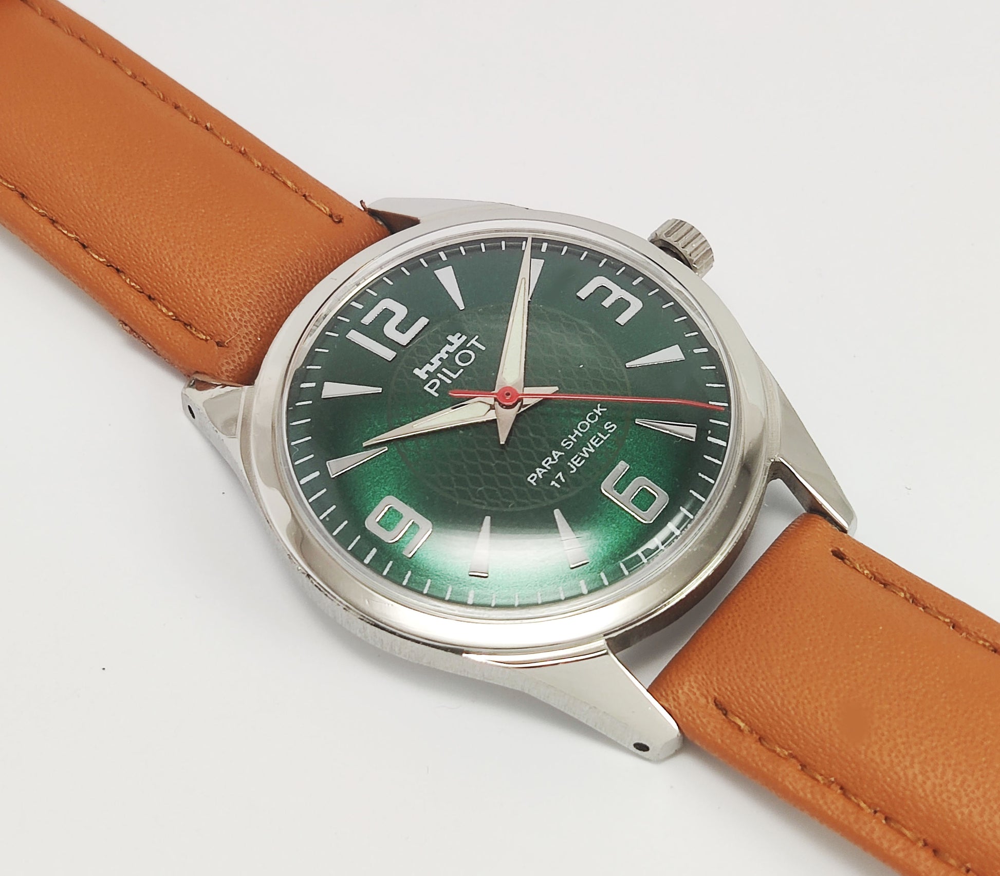 HMT Pilot Para Shock 17 Jewels Green Dial Mechanical Hand winding Men's Wrist Watch Discover-Diamonds