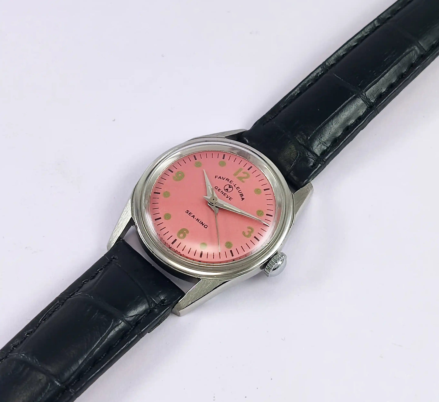 Favre Leuba Geneve Sea King Dark Pink Dial Women's Watch 101 Discover-Diamonds