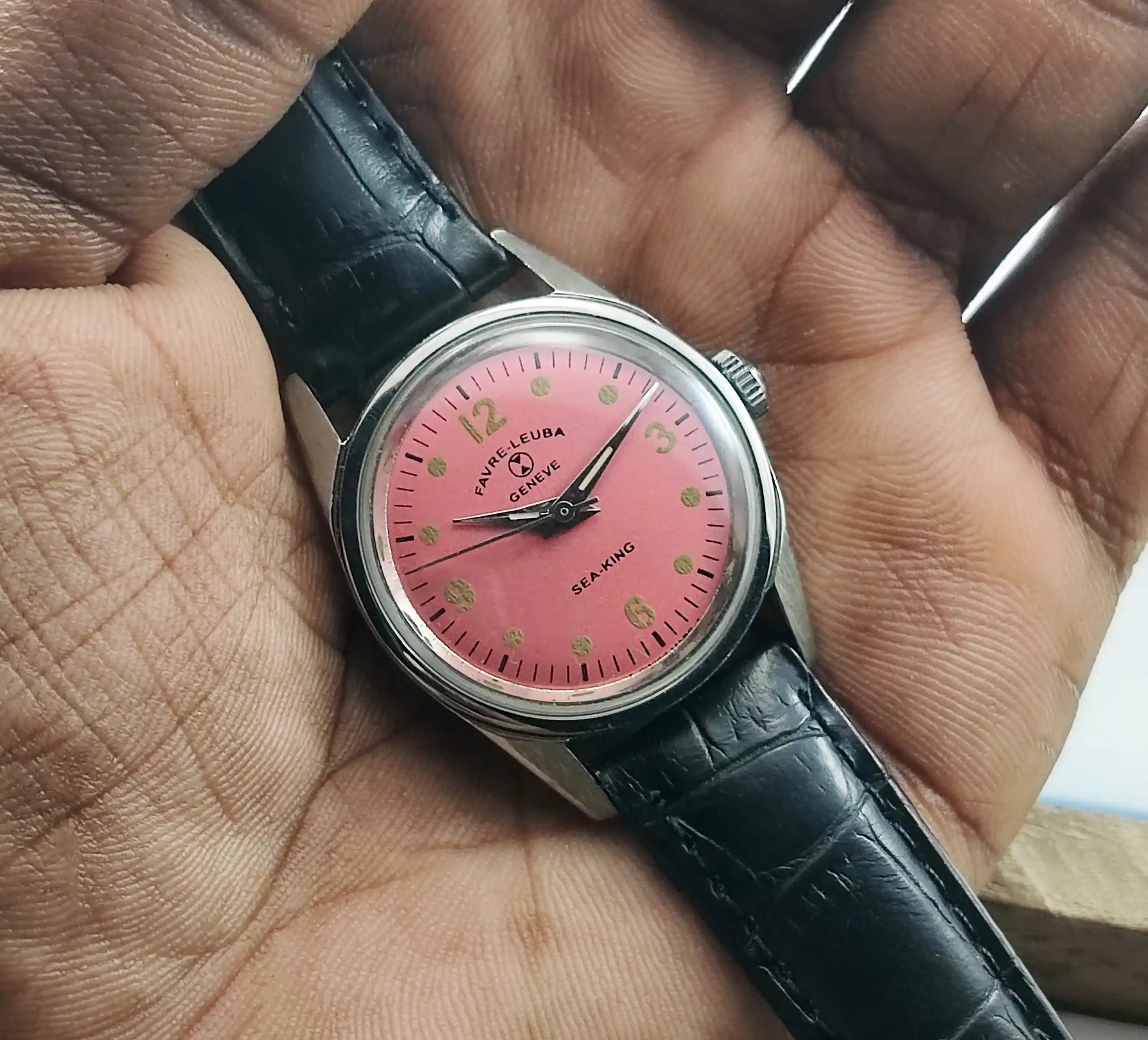 Favre Leuba Geneve Sea King Dark Pink Dial Women's Watch 101 Discover-Diamonds