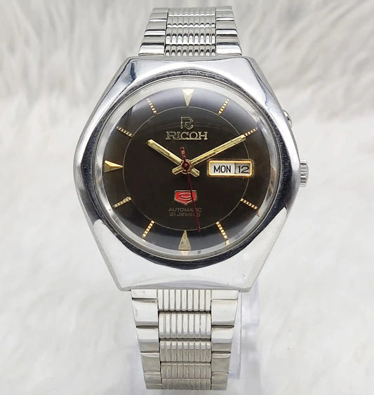 Ricoh Automatic Brown Dial Stick Indices Day Date Function 21 Jewels