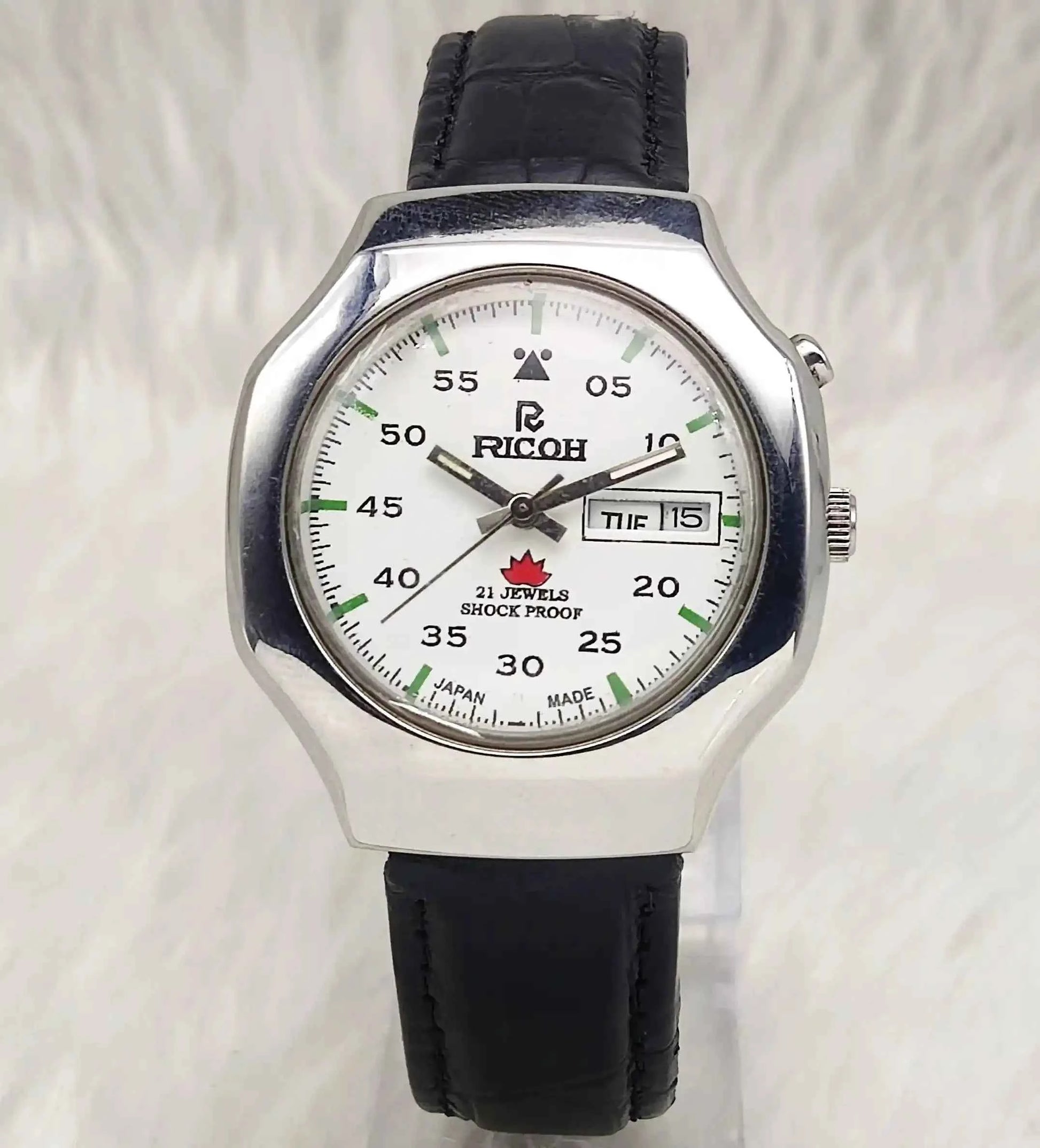 Ricoh White Dial 21 Jewels Shock Proof English Numerals Day Date Automatic Watch