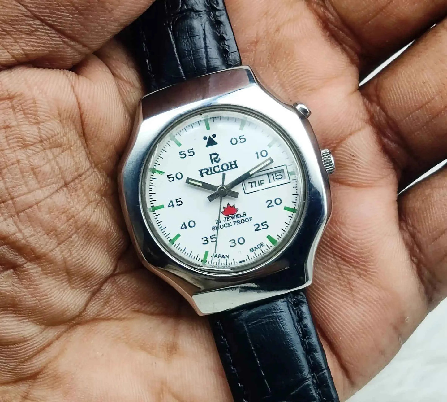 Ricoh White Dial 21 Jewels Shock Proof English Numerals Day Date Automatic Watch