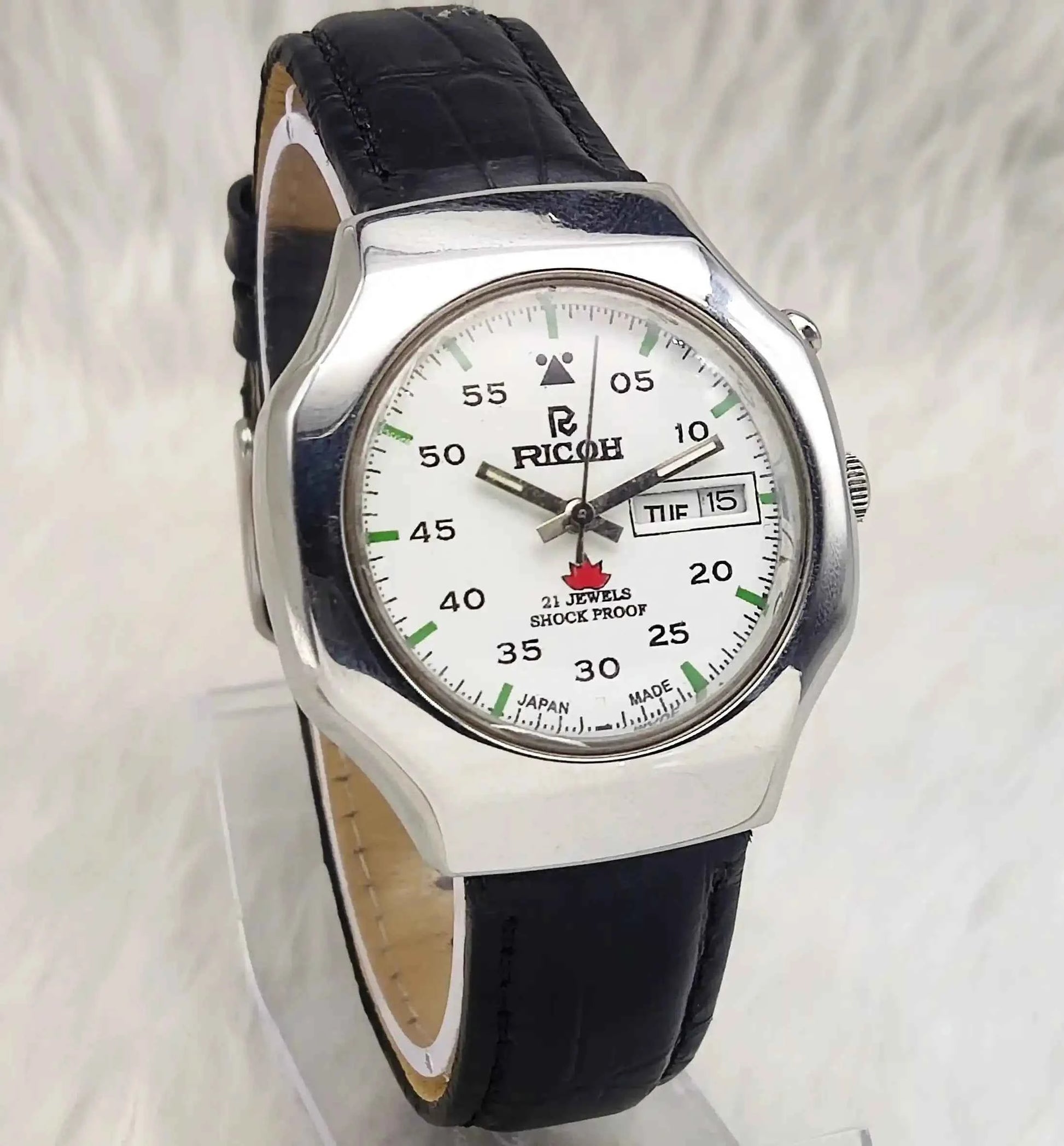 Ricoh White Dial 21 Jewels Shock Proof English Numerals Day Date Automatic Watch