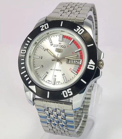 Seiko 5 Automatic 21 Jewels Silver Dial A6319 Discover-Diamonds