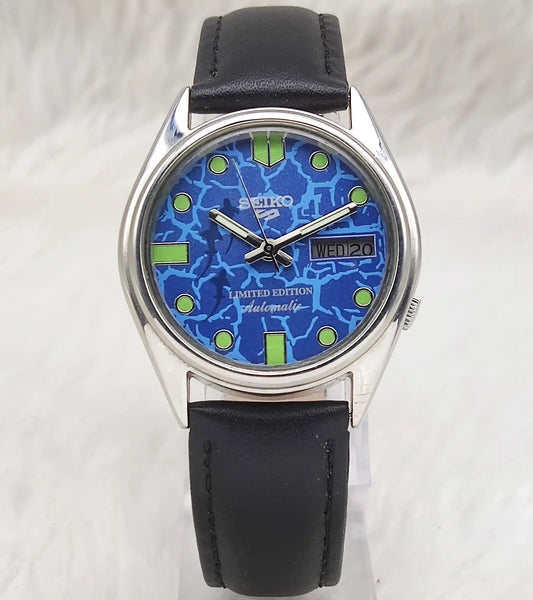 Seiko 5 Automatic Blue Dial Day Date 17 Jewels 7009A Watch Discover-Diamonds Physical