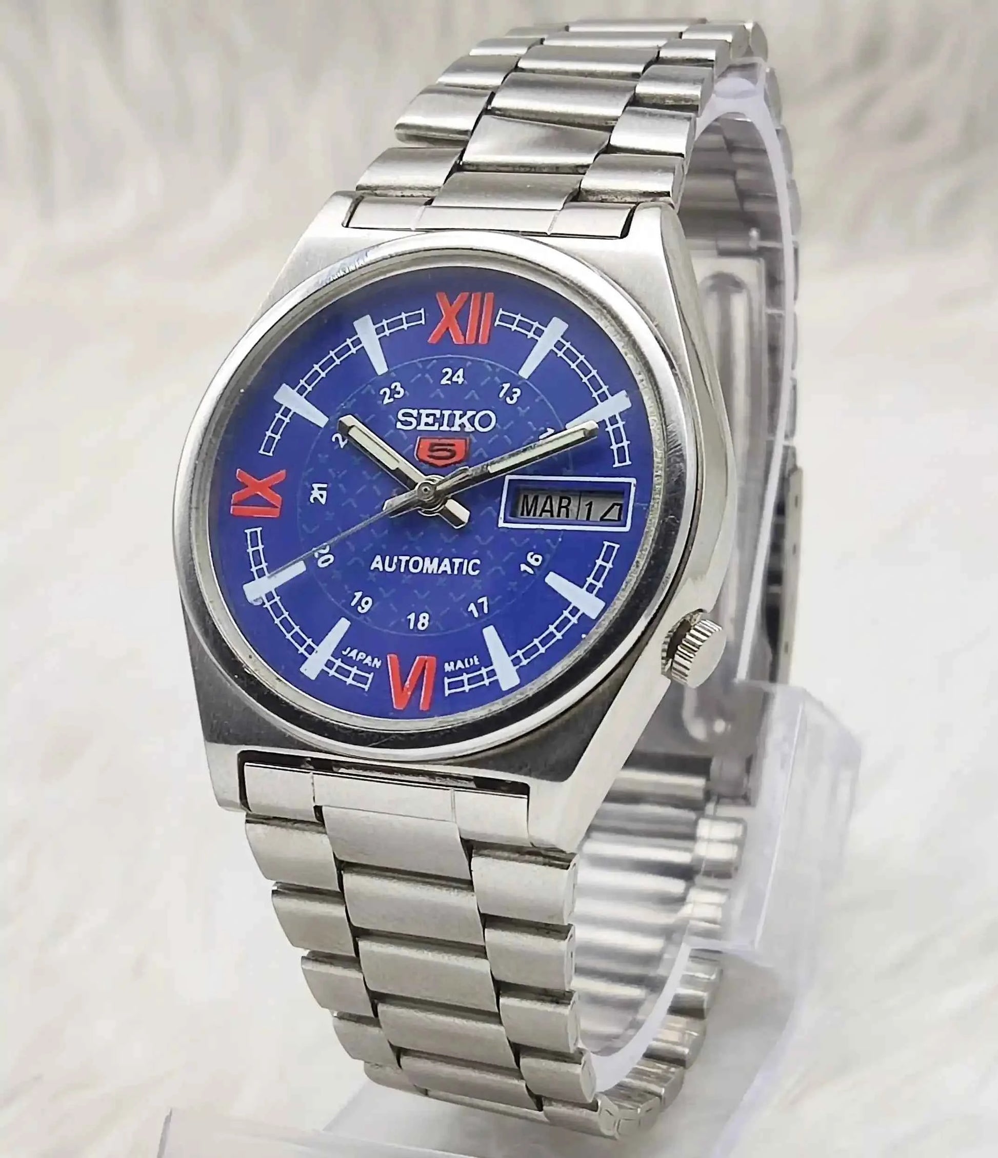 Seiko 5 Automatic Blue Dial Day Date 17 Jewels 7019A Men's Watch