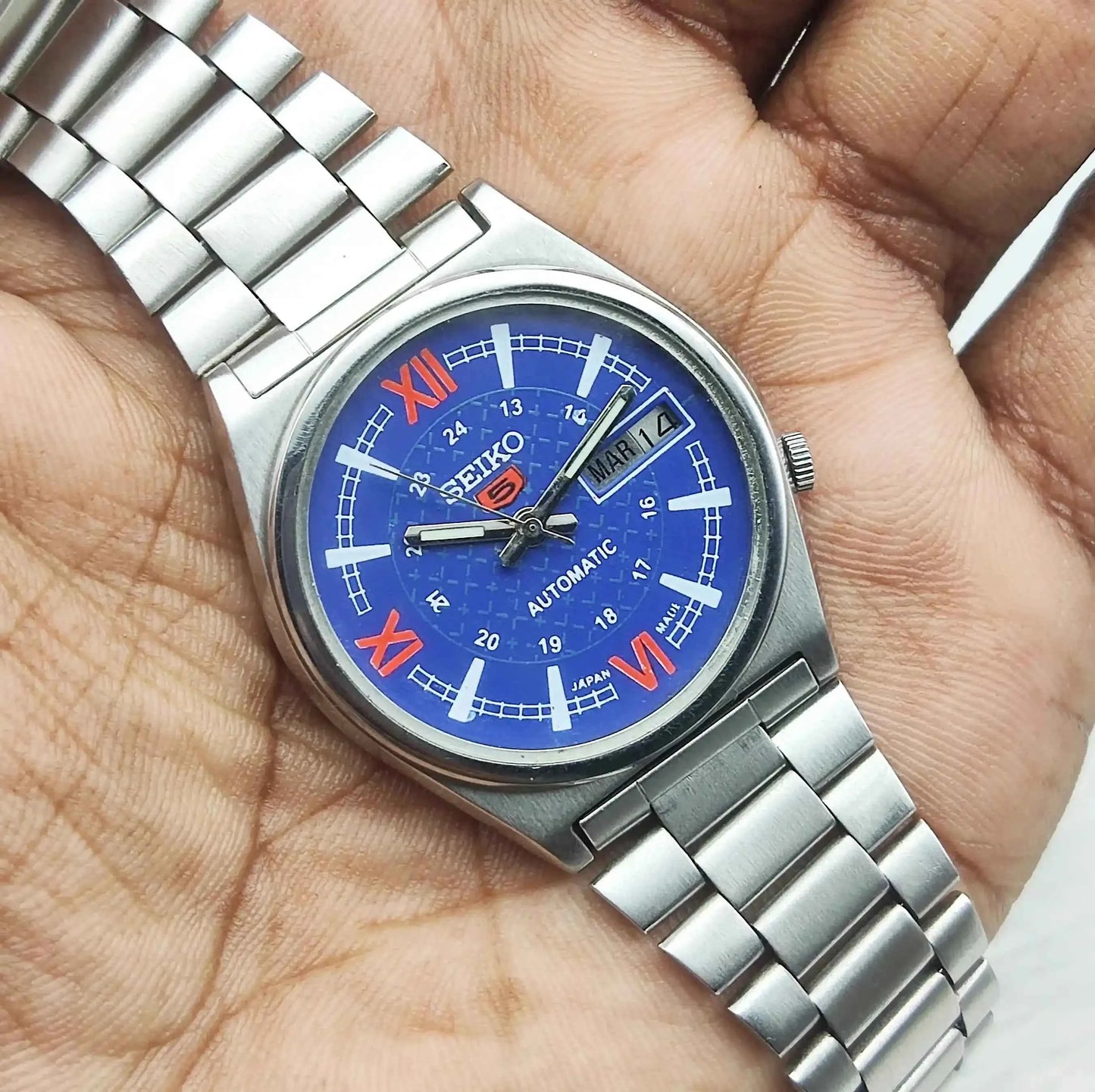 Seiko 5 Automatic Blue Dial Day Date 17 Jewels 7019A Men's Watch