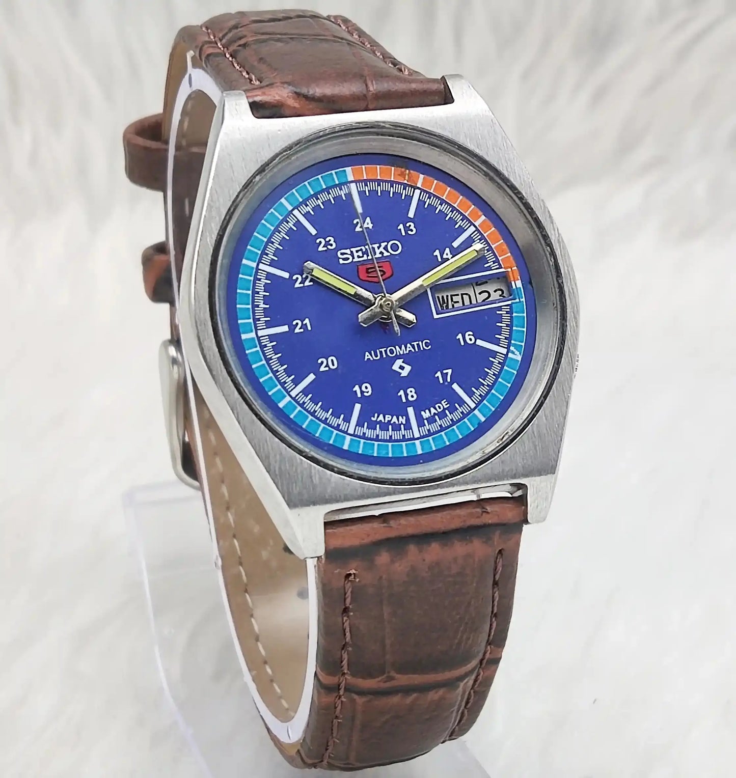 Seiko 5 Automatic Blue Dial Stick Indices Day Date Function 21 Jewels 7019A Limited Edition