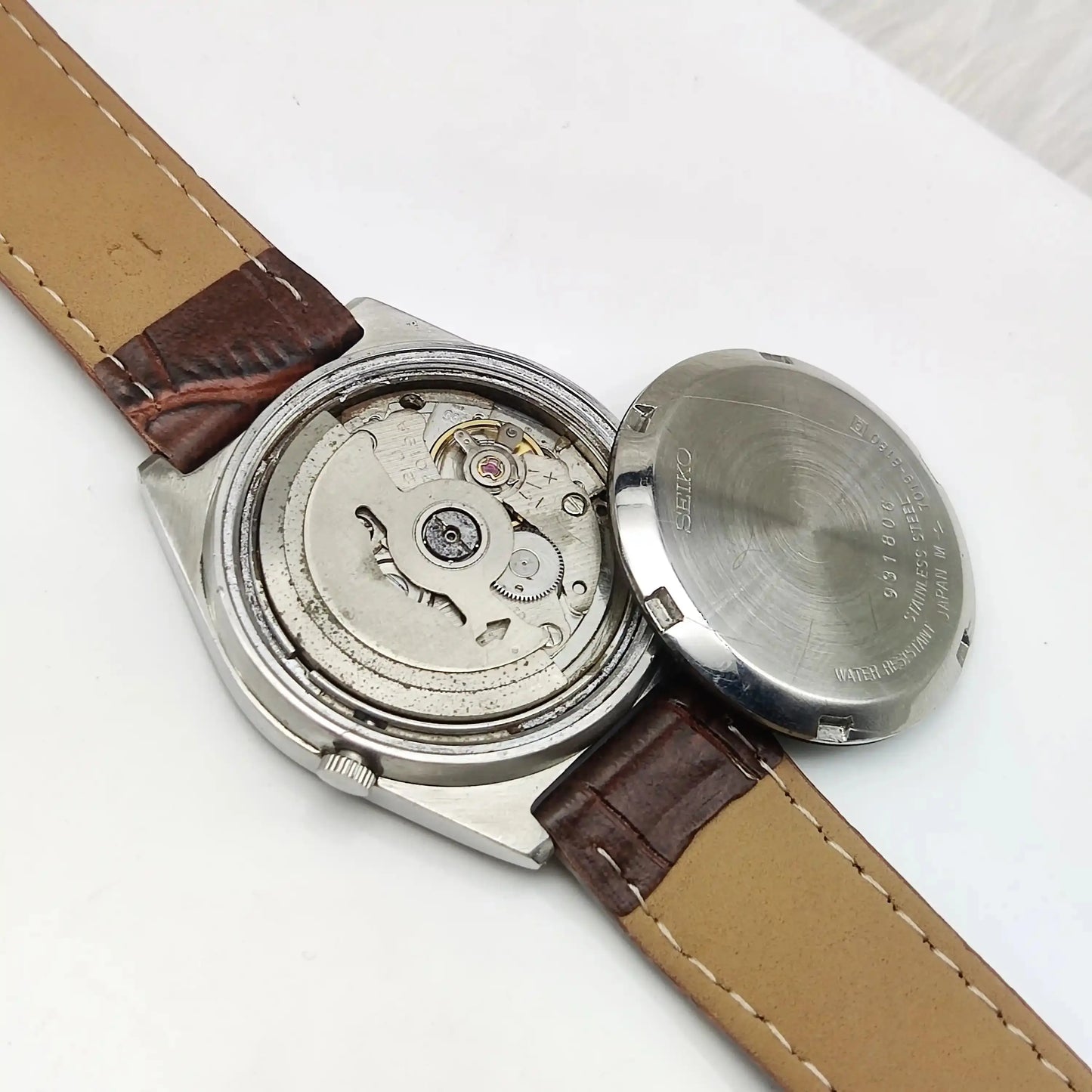 Seiko 5 Automatic Blue Dial Stick Indices Day Date Function 21 Jewels 7019A Limited Edition