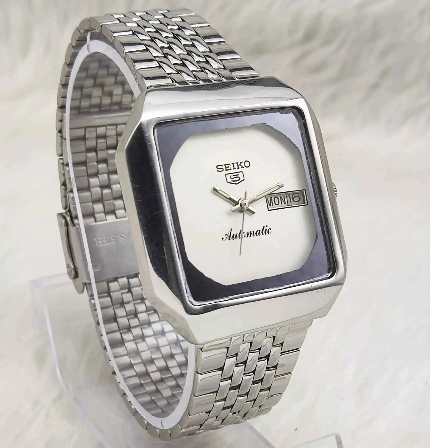 Seiko 5 Automatic Silver Dial Day Date 17 Jewels 6309A Watch