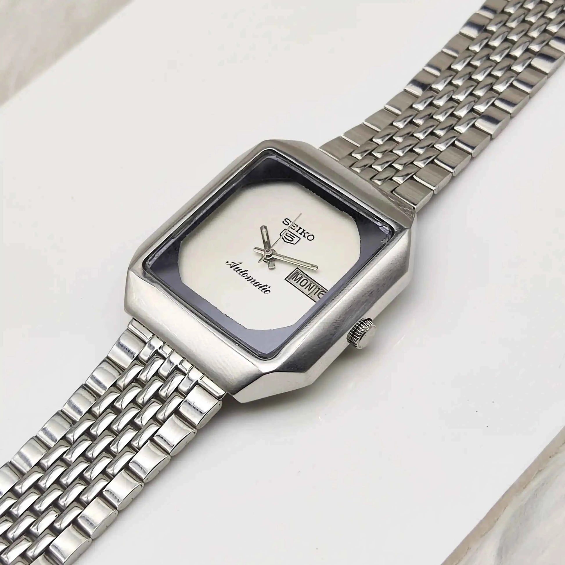 Seiko 5 Automatic Silver Dial Day Date 17 Jewels 6309A Watch