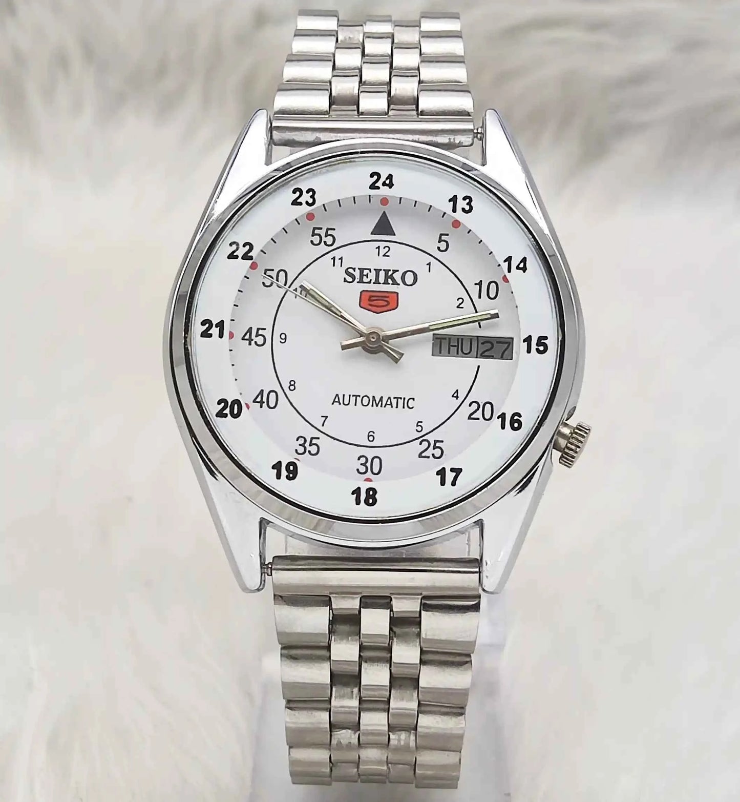 Seiko 5 Automatic Day Date With 17 Jewels 7009A Watch