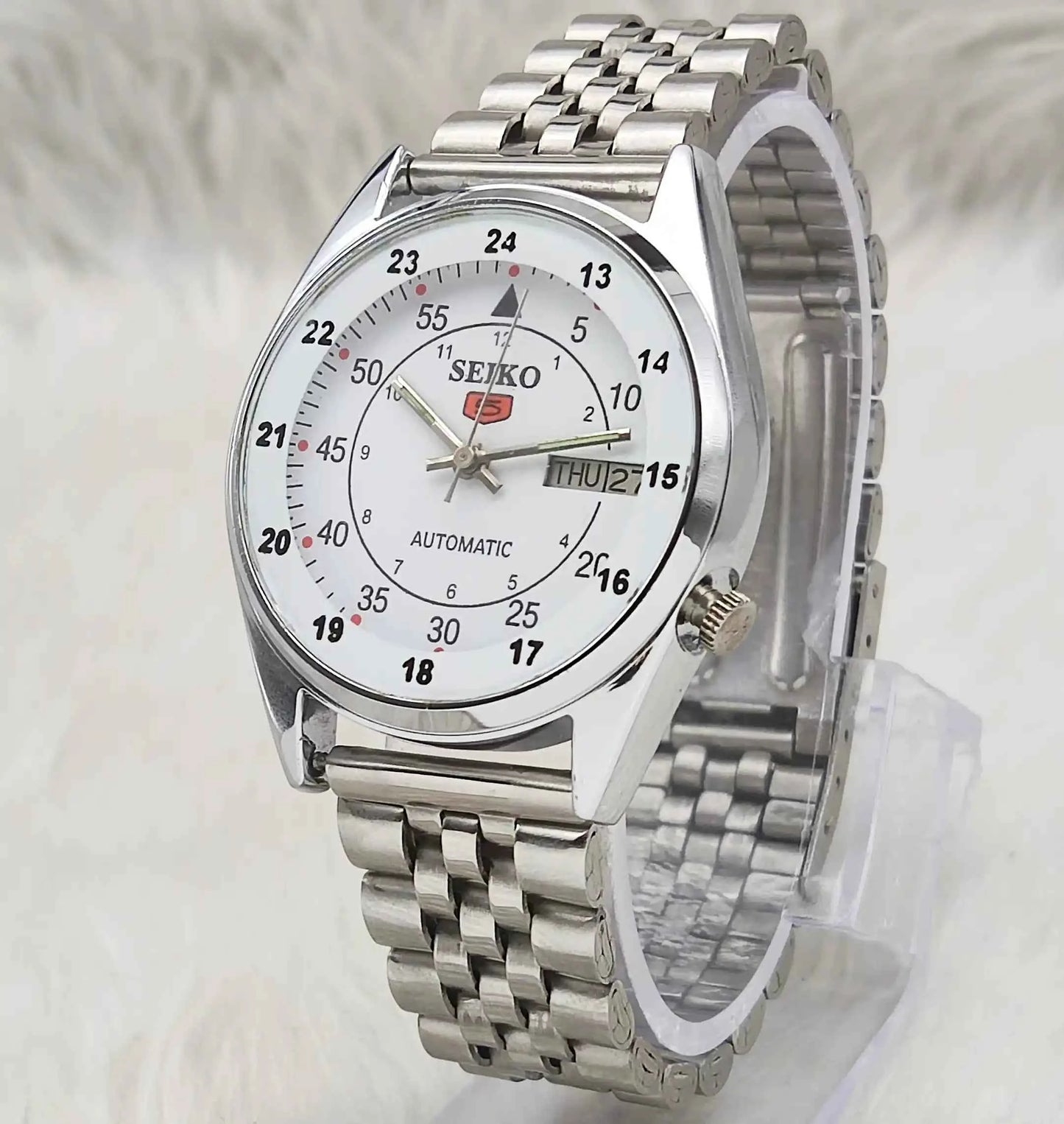 Seiko 5 Automatic Day Date With 17 Jewels 7009A Watch