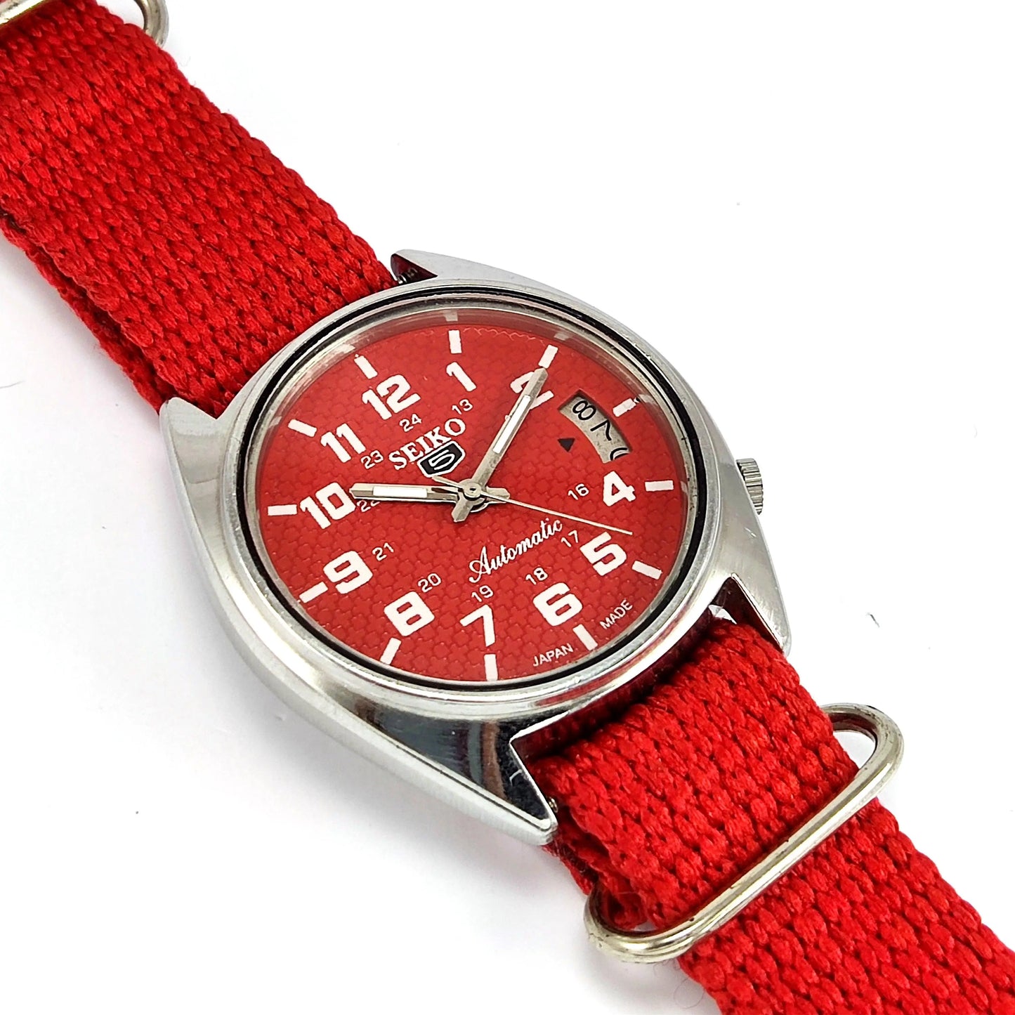 Seiko 5 Mechanical Automatic-7009A Red Dial 17 Jewels Day Date Rubber Band Men's Wrist Watch - Discover-Diamonds