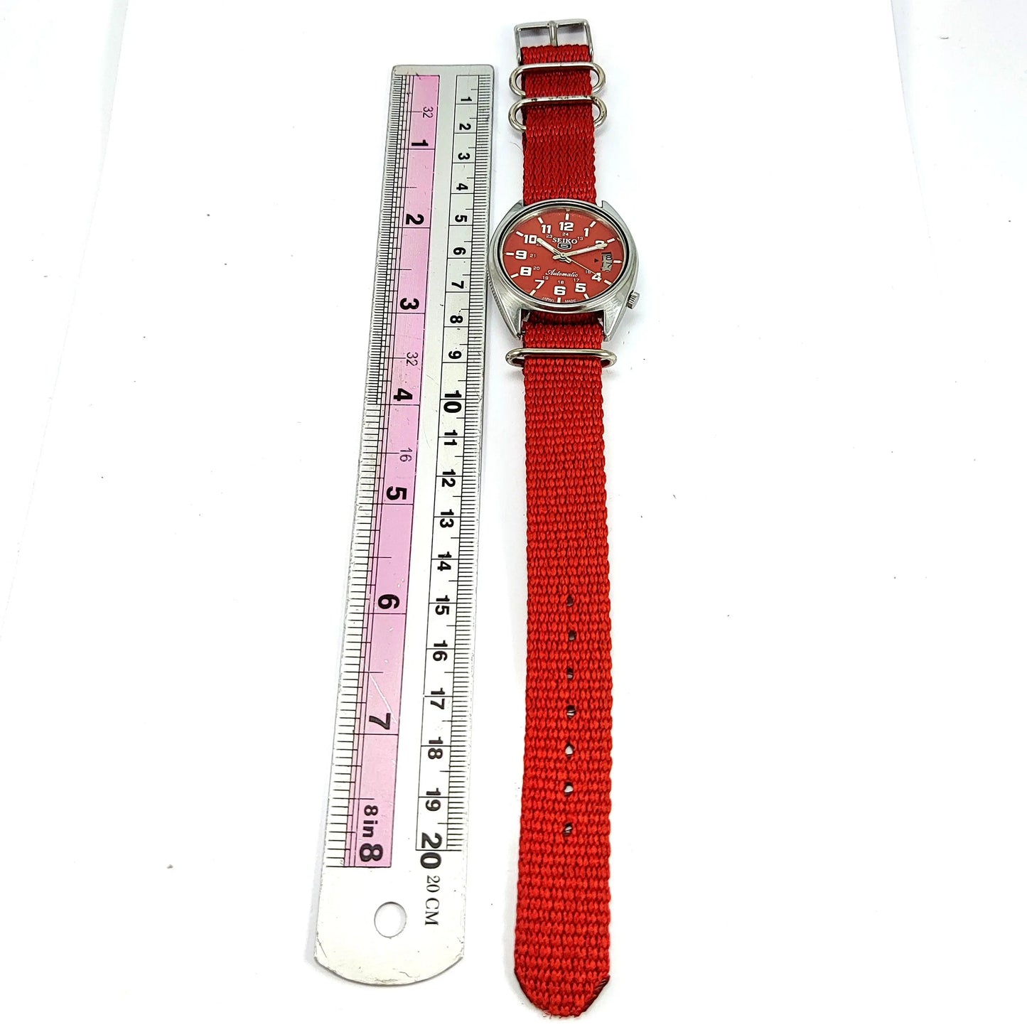 Seiko 5 Mechanical Automatic-7009A Red Dial 17 Jewels Day Date Rubber Band Men's Wrist Watch - Discover-Diamonds