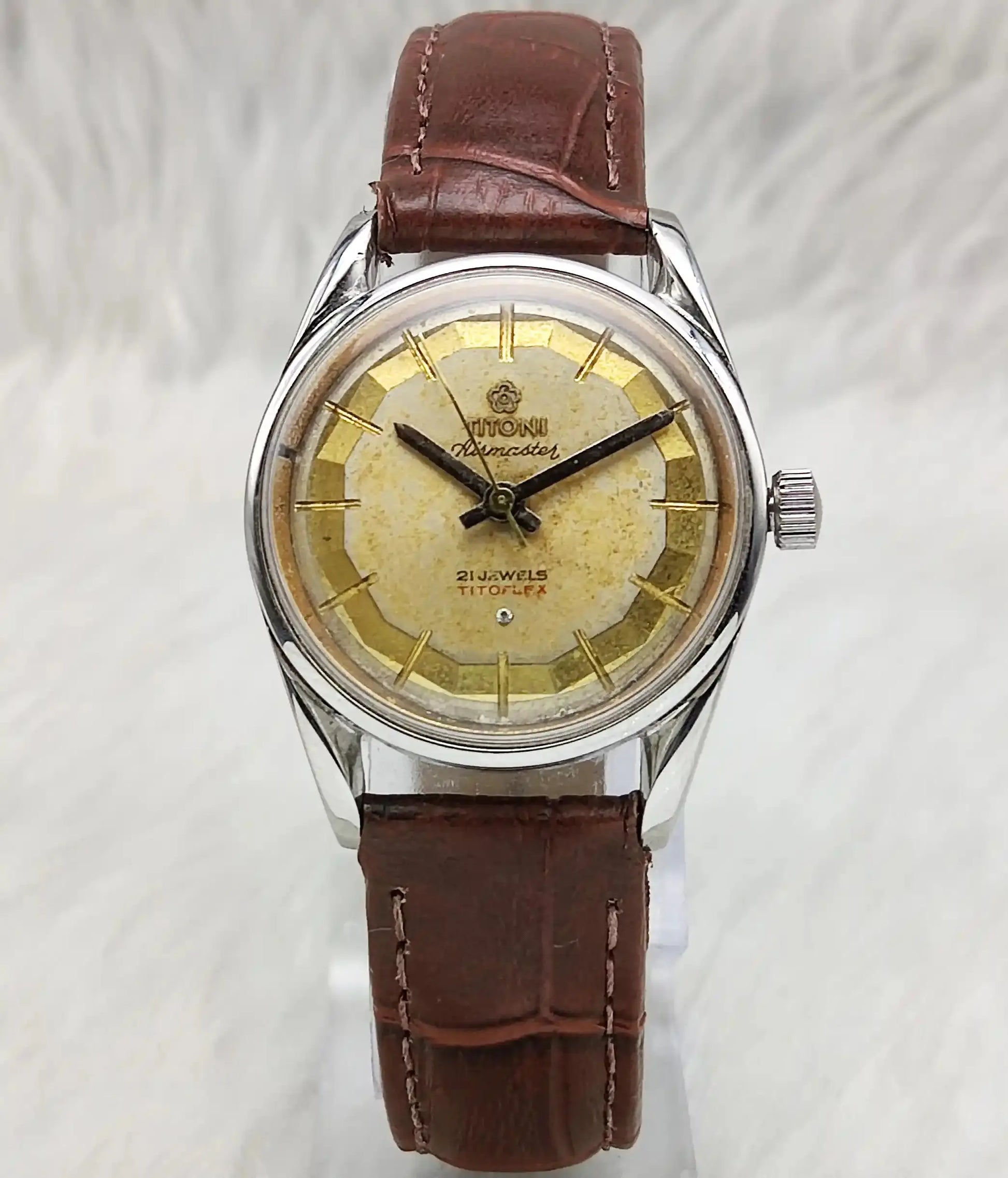 Titoni Airmaster 21 Jewels Titoflex Golden Dial Handwinding