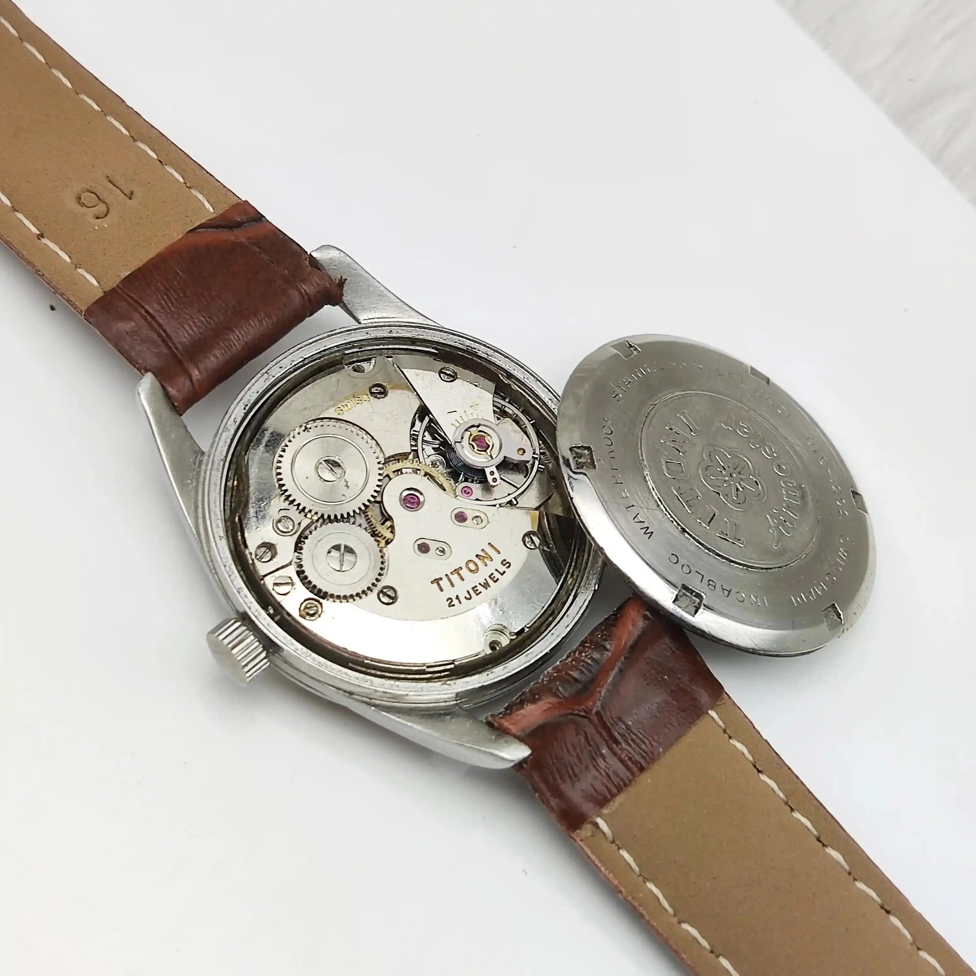 Titoni Airmaster 21 Jewels Titoflex Golden Dial Handwinding