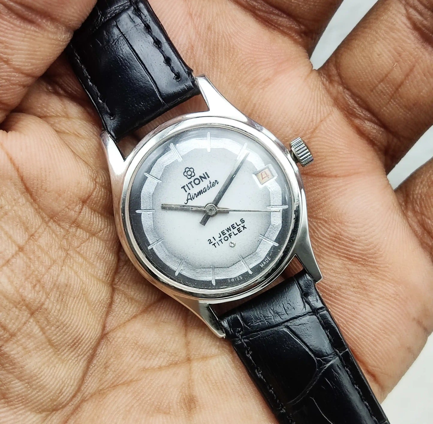 Titoni Airmaster Women's Watch Gray Dial - 21 Jewels Titoflex Handwinding